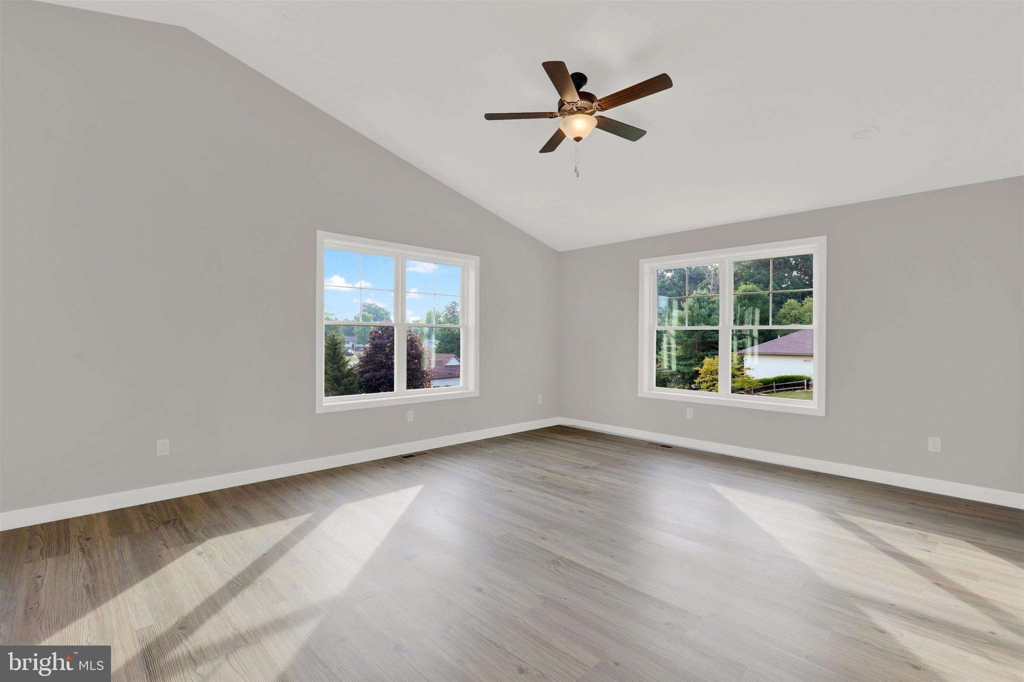 PENN NATIONAL GOLF COURSE COMMUNITY - Residential