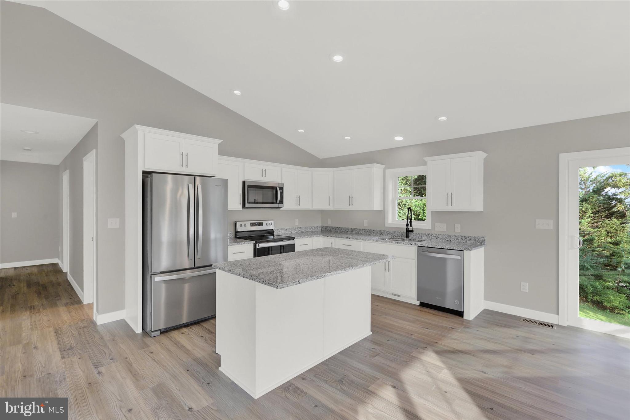 PENN NATIONAL GOLF COURSE COMMUNITY - Residential