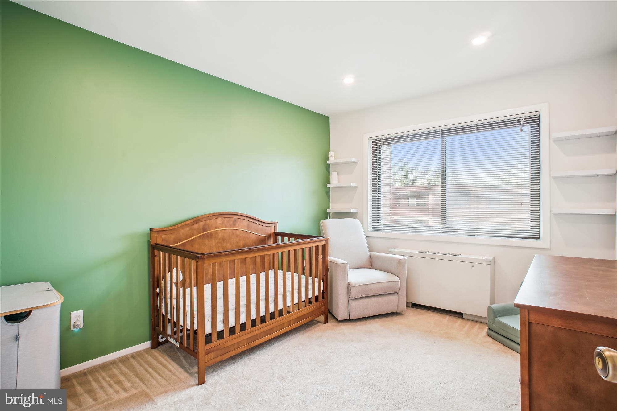 GEORGE MASON VILLAGE - Residential