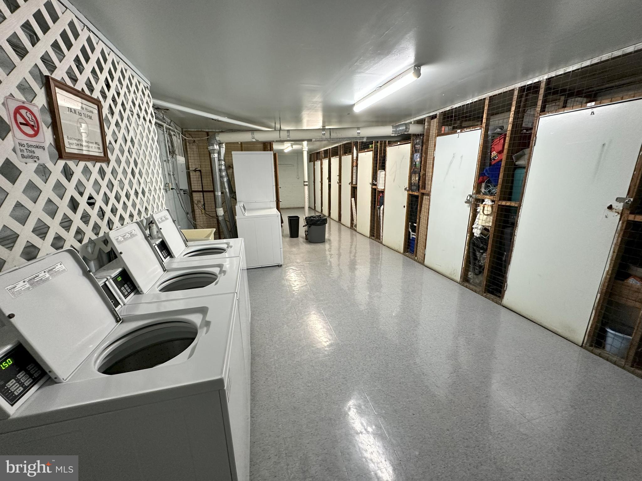 GEORGE MASON VILLAGE - Residential