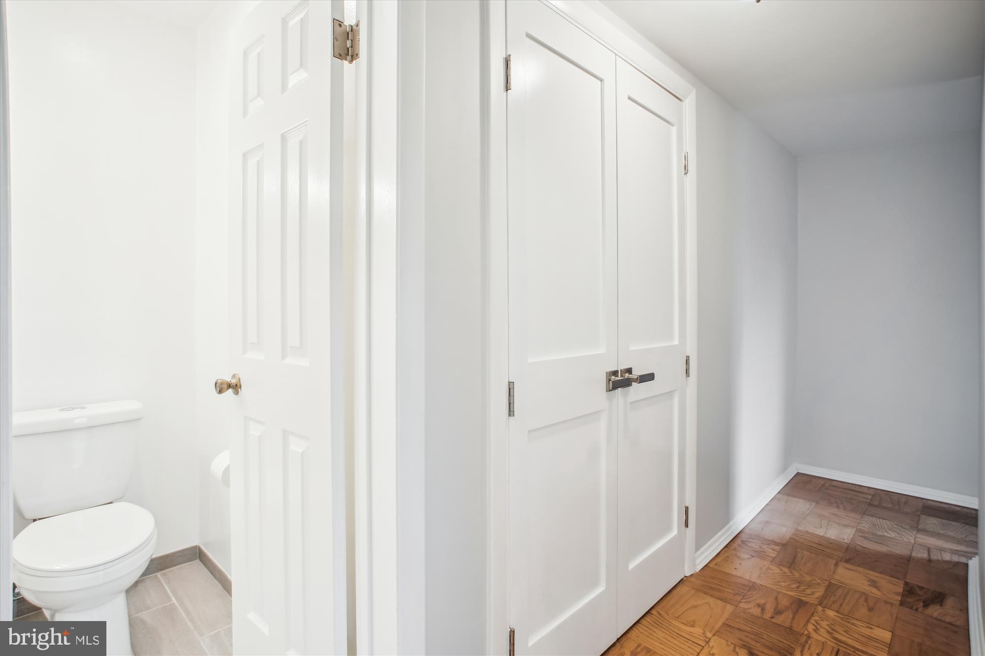 GEORGE MASON VILLAGE - Residential