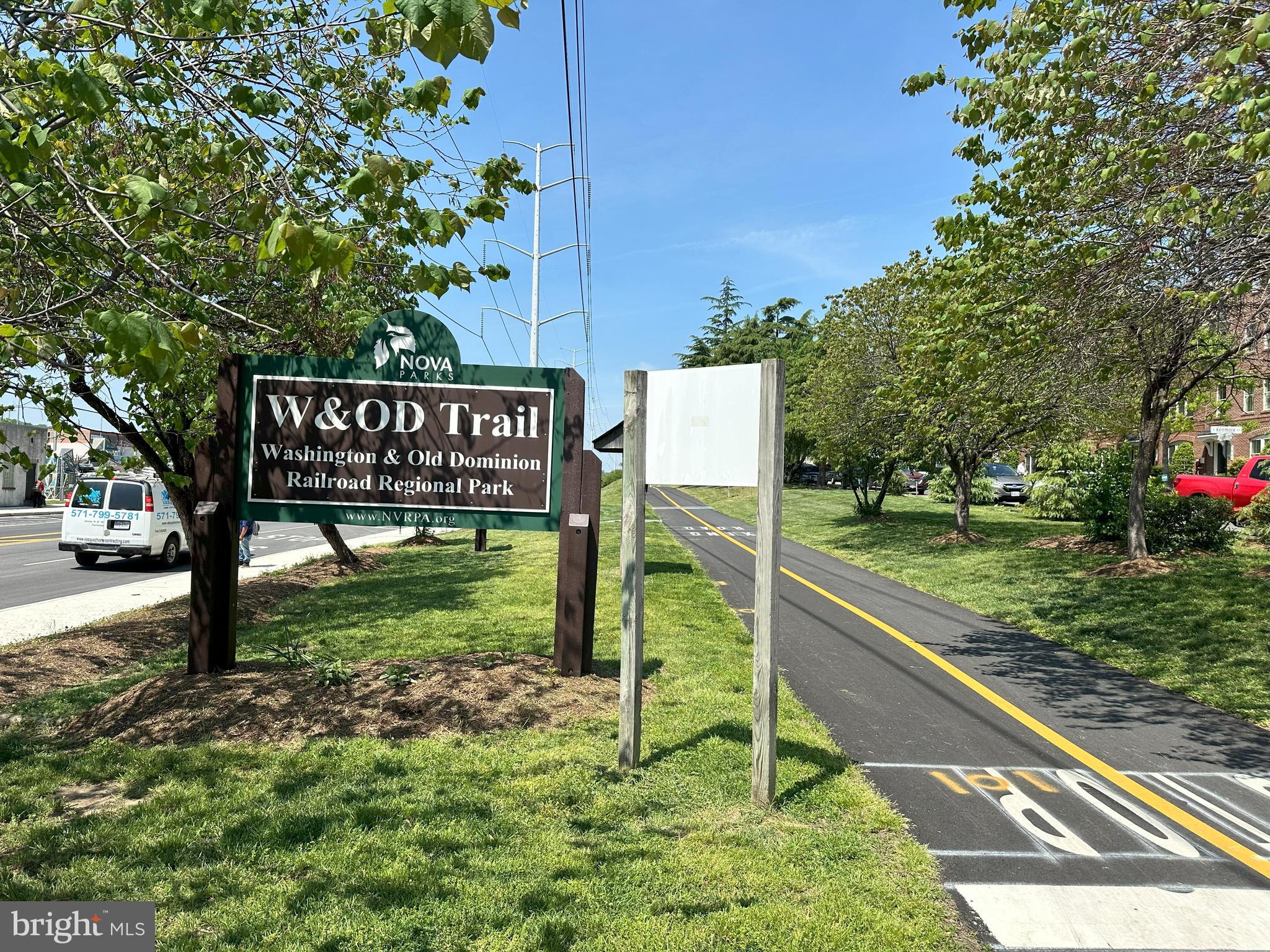 GEORGE MASON VILLAGE - Residential