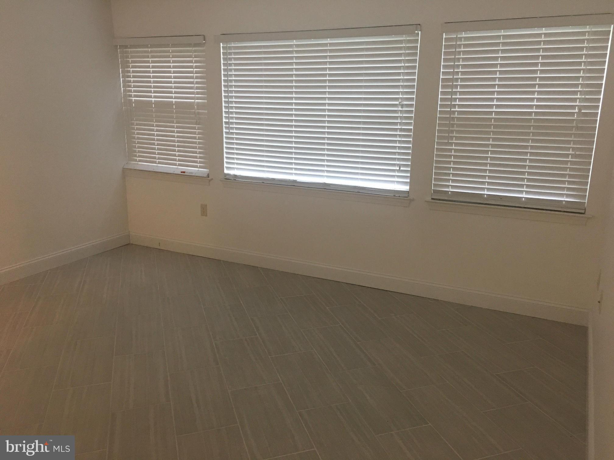 MONTGOMERY RUN - Residential Lease