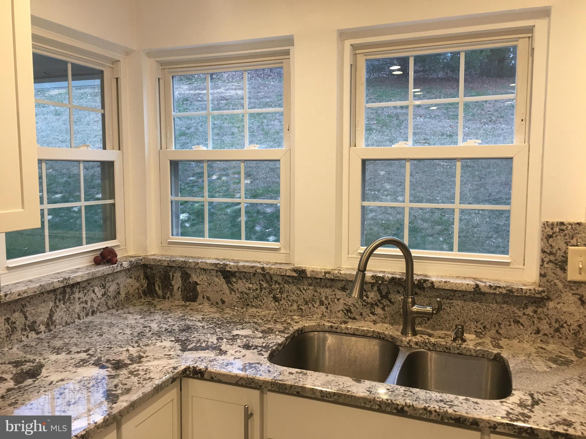 MONTGOMERY RUN - Residential Lease