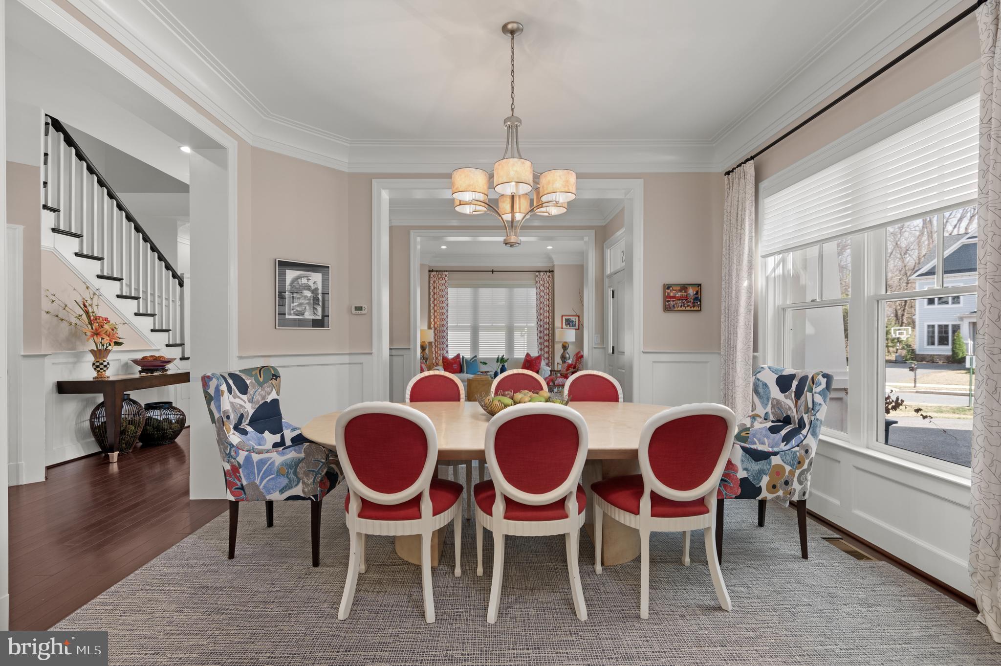 BETHESDA MEWS - Residential