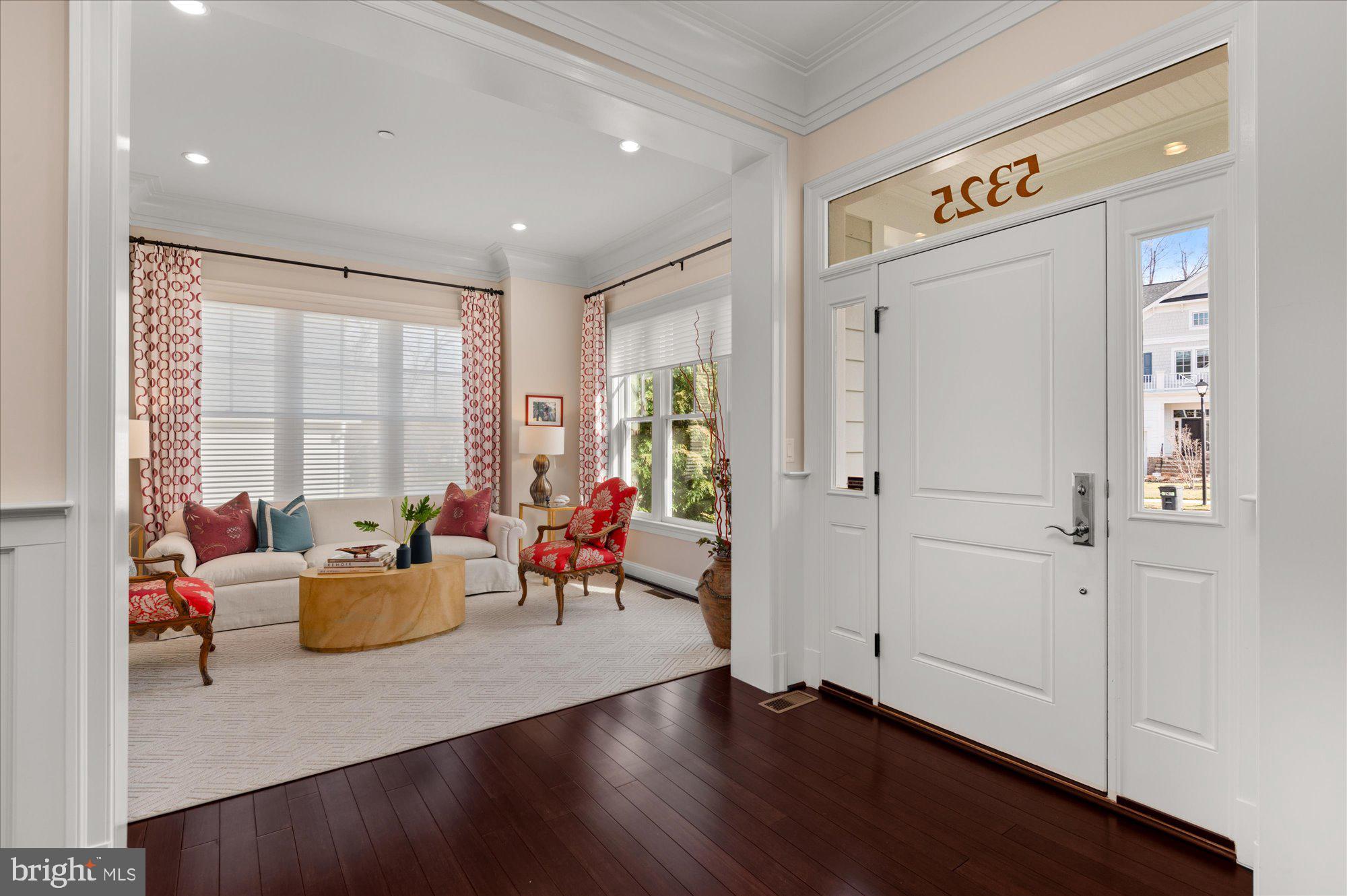 BETHESDA MEWS - Residential