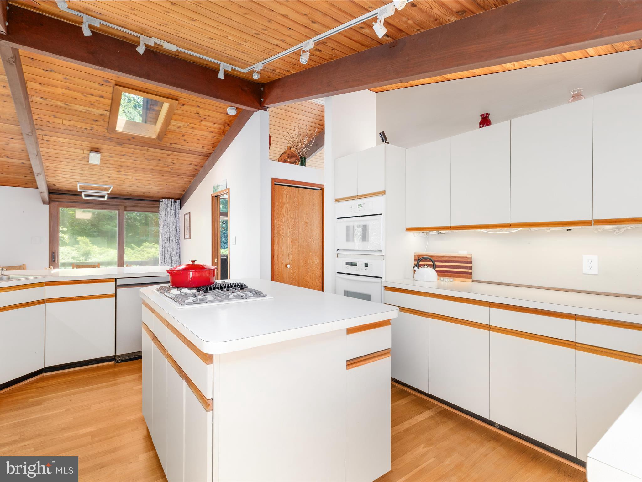 EQUESTRIAN PARK - Residential