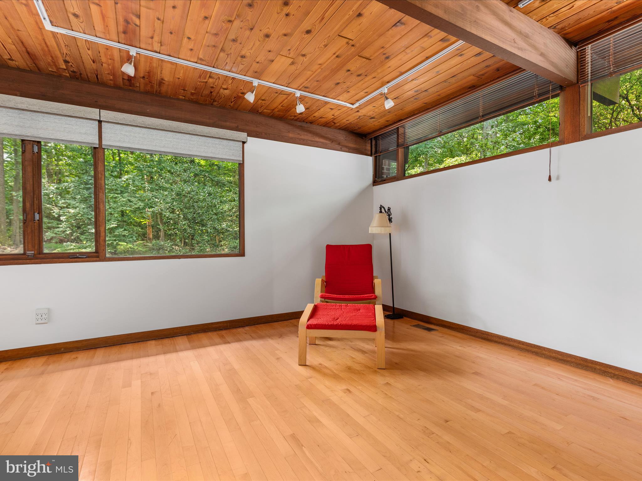 EQUESTRIAN PARK - Residential