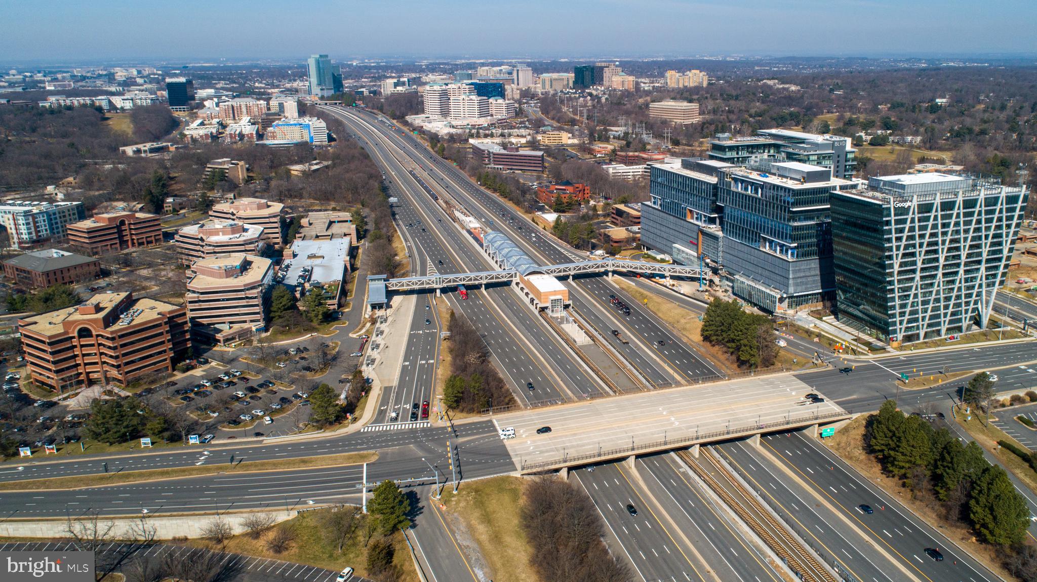 EQUESTRIAN PARK - Residential