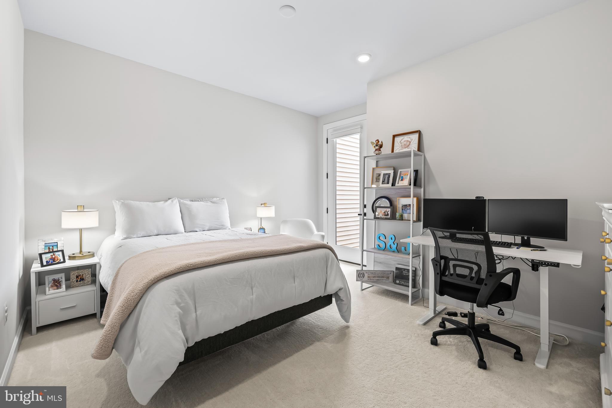 LONGVIEW RIDGE - Residential Lease