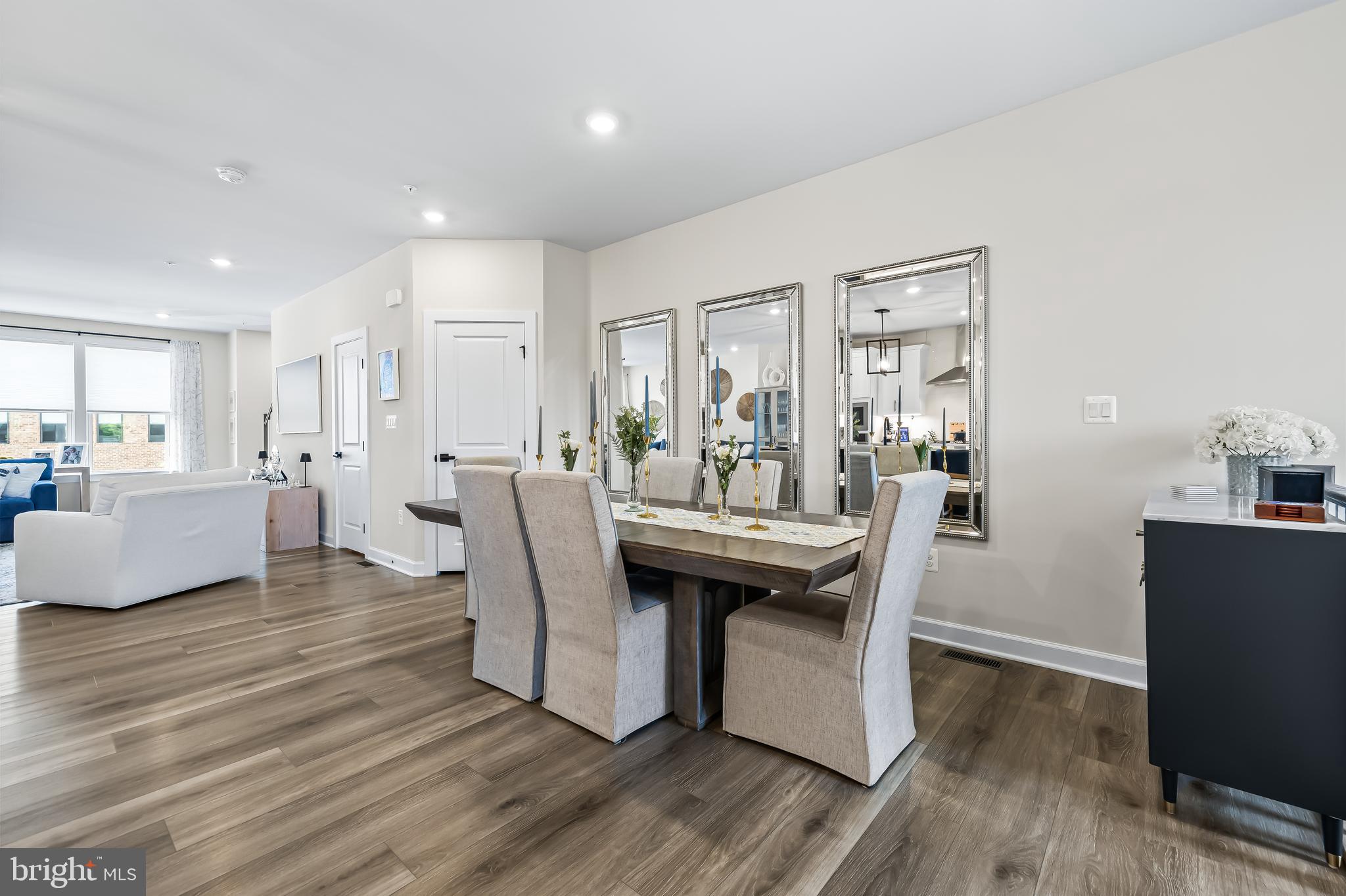 LONGVIEW RIDGE - Residential Lease