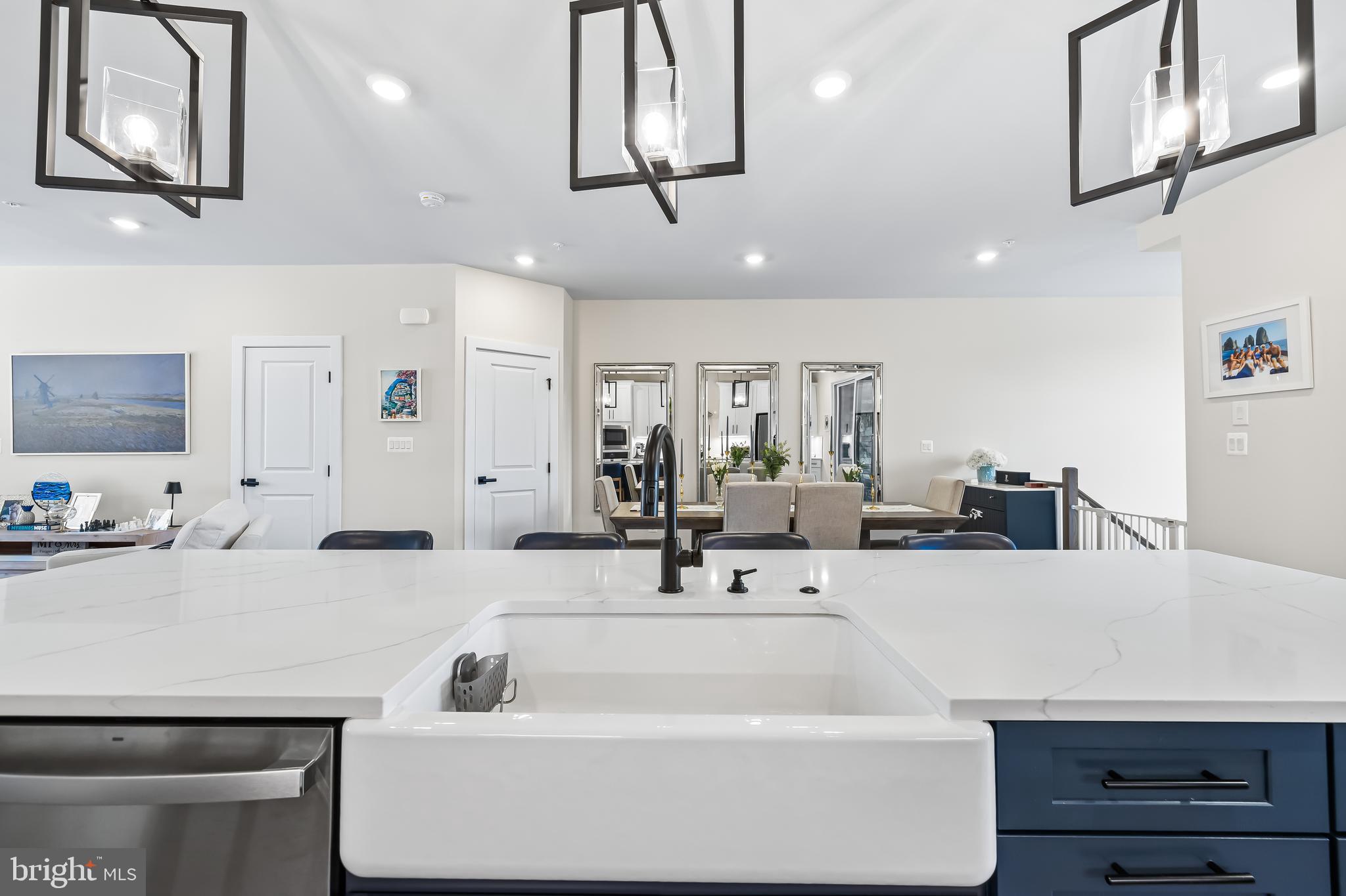 LONGVIEW RIDGE - Residential Lease