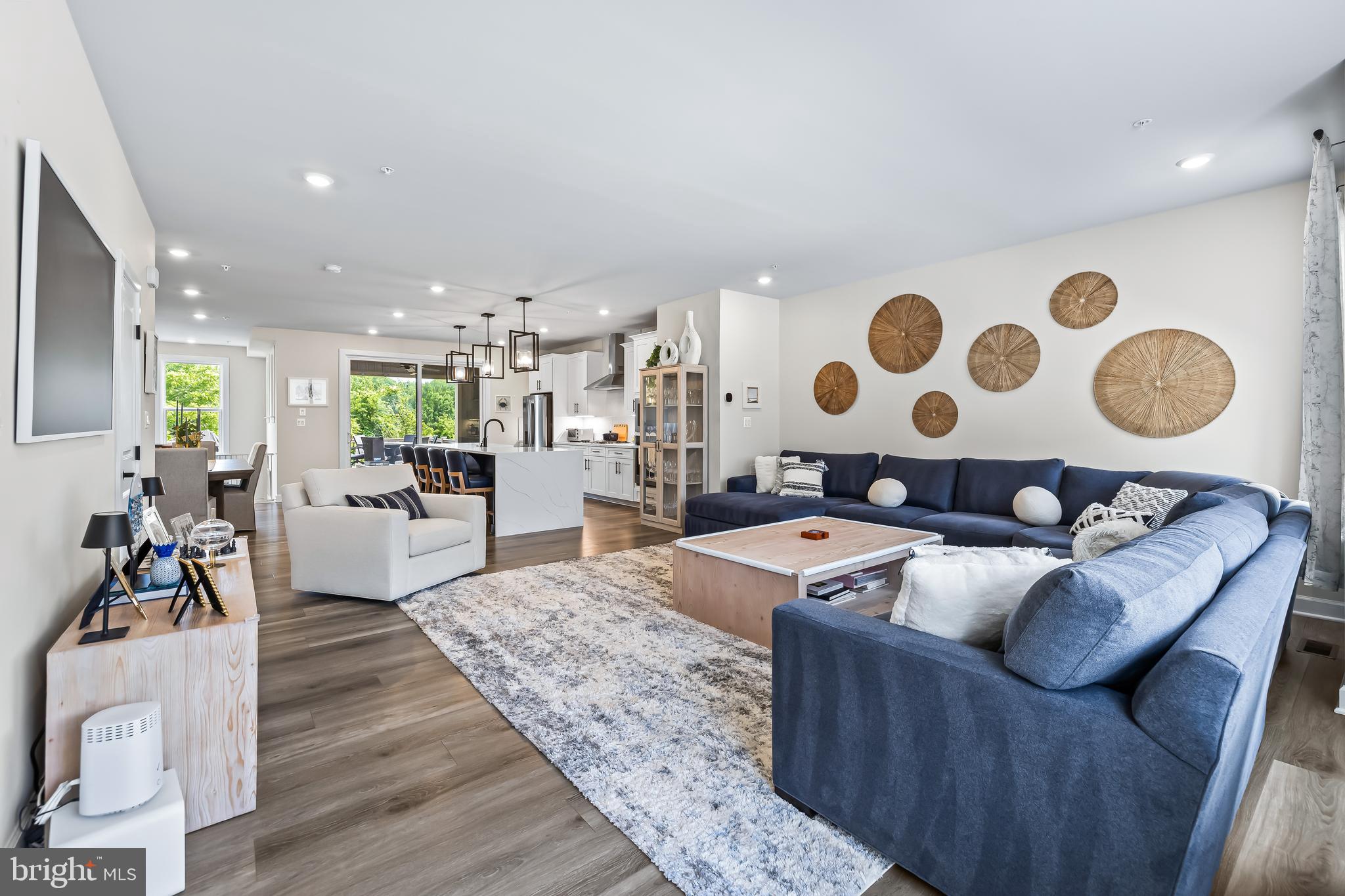 LONGVIEW RIDGE - Residential Lease