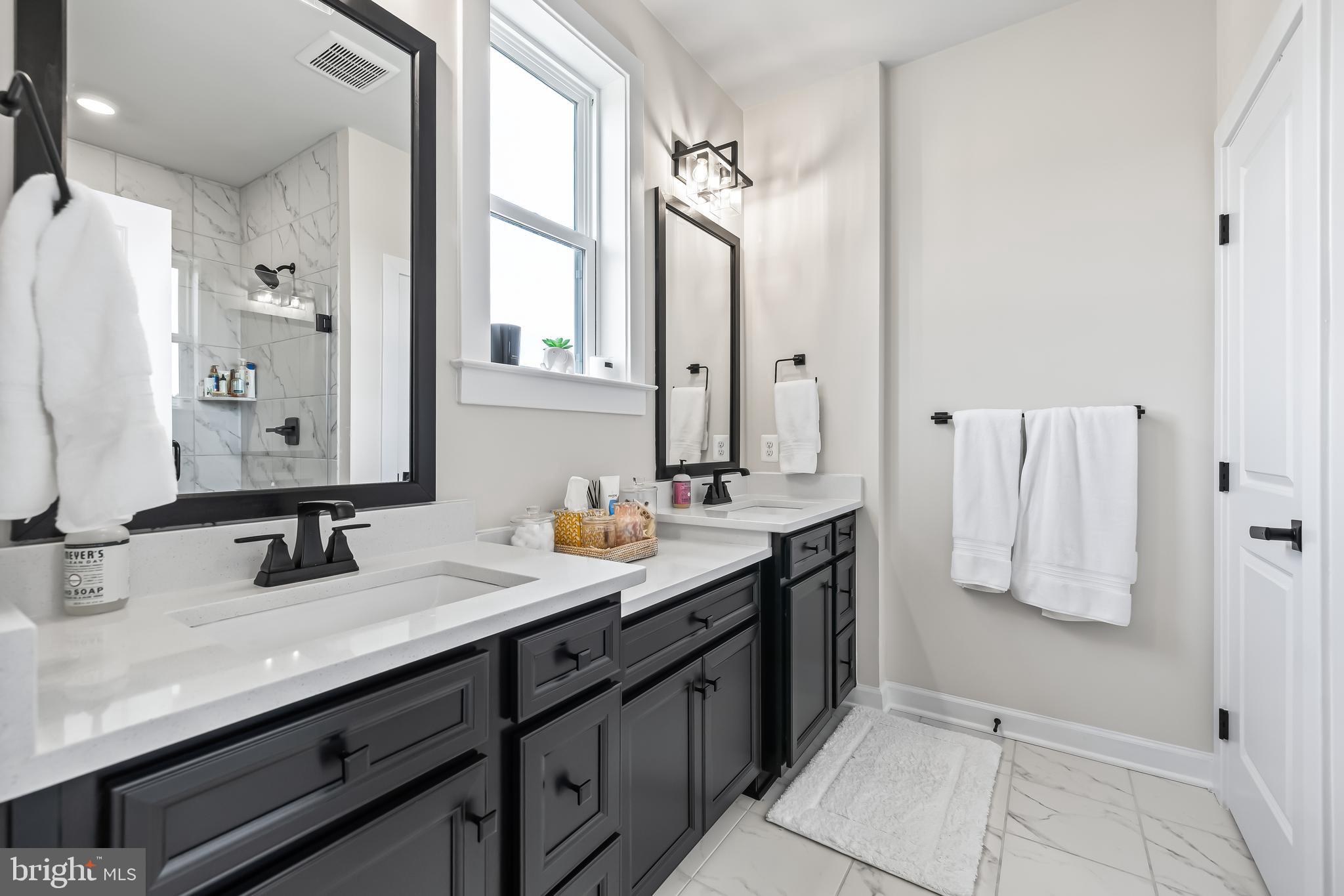 LONGVIEW RIDGE - Residential Lease