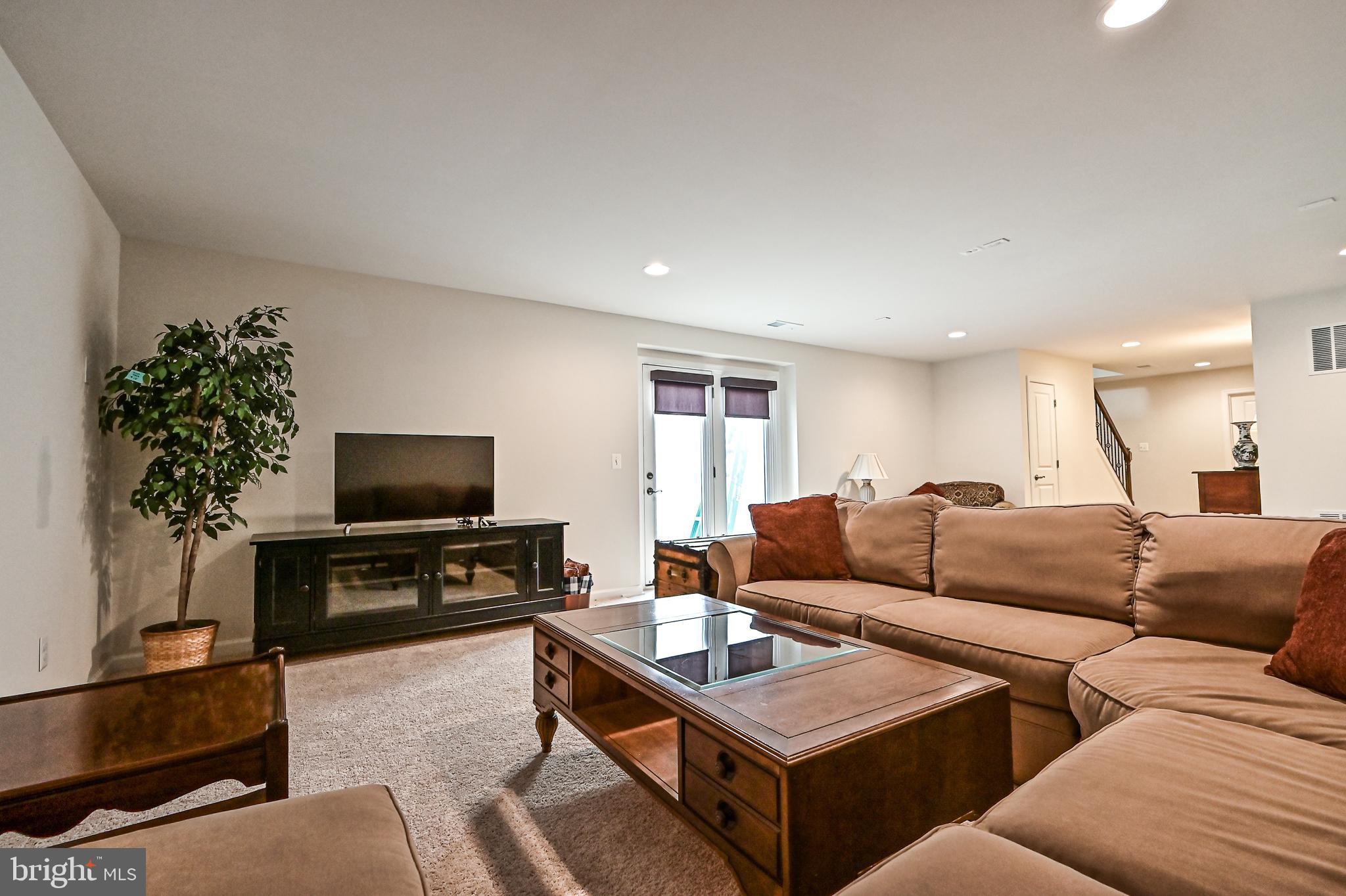 BRAMBLETON - Residential Lease