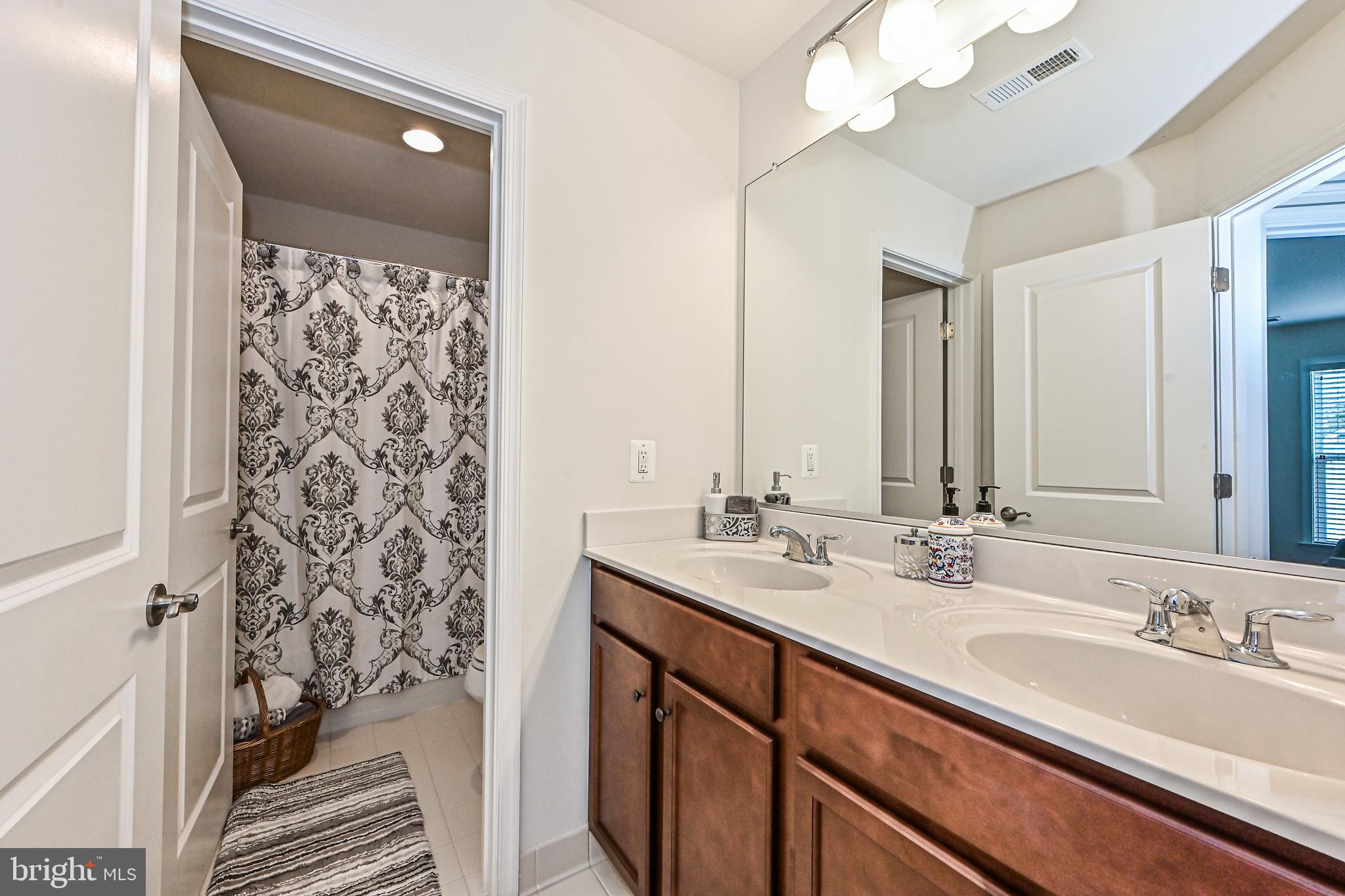 BRAMBLETON - Residential Lease