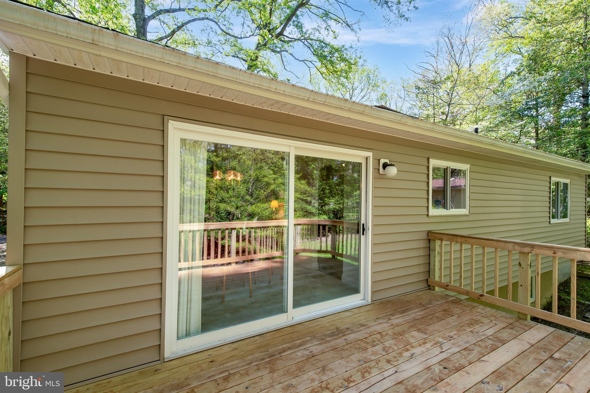 SUNRISE BEACH - Residential