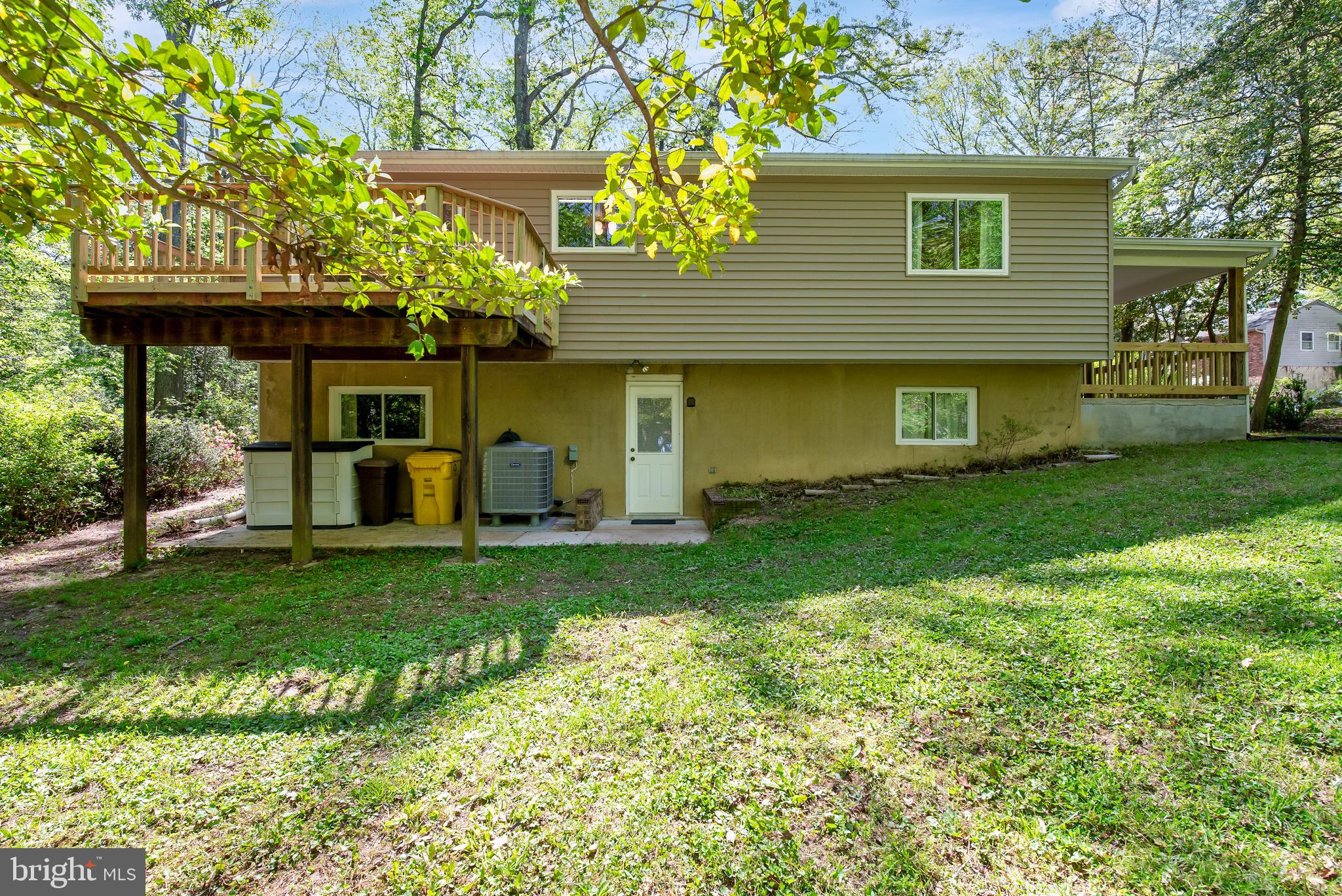 SUNRISE BEACH - Residential