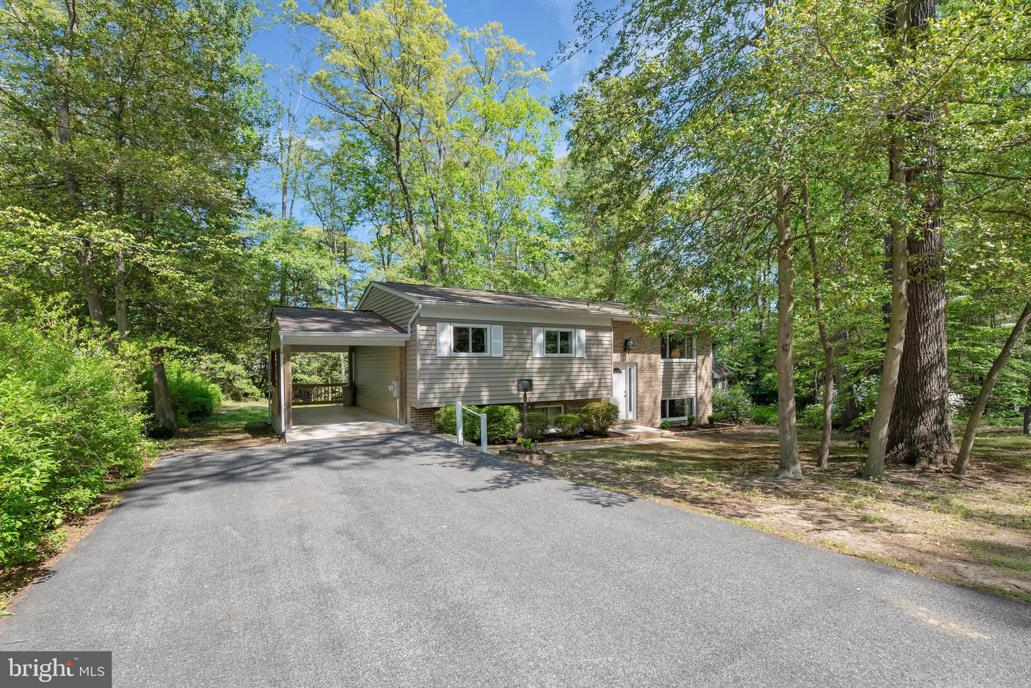 SUNRISE BEACH - Residential