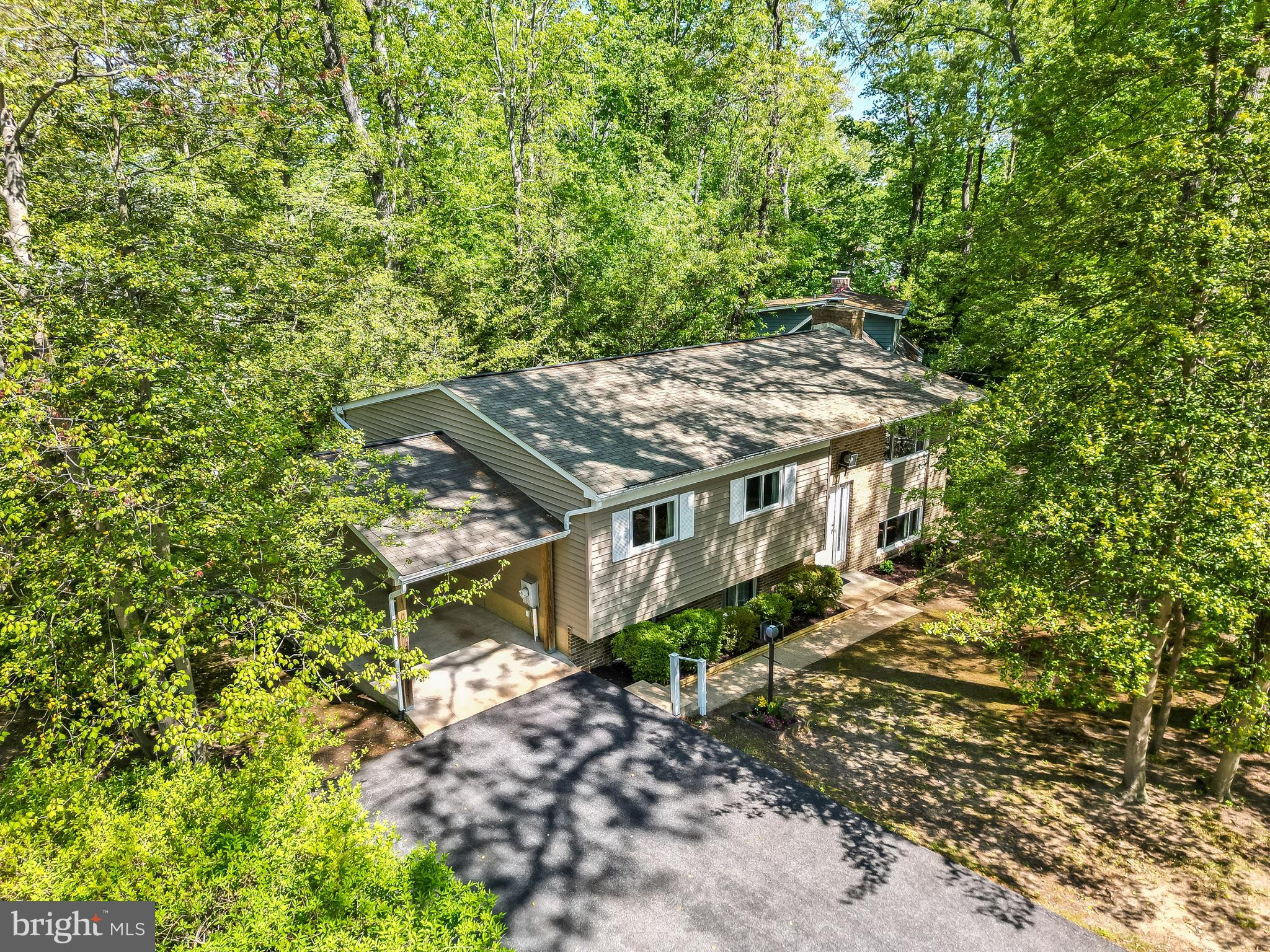 SUNRISE BEACH - Residential