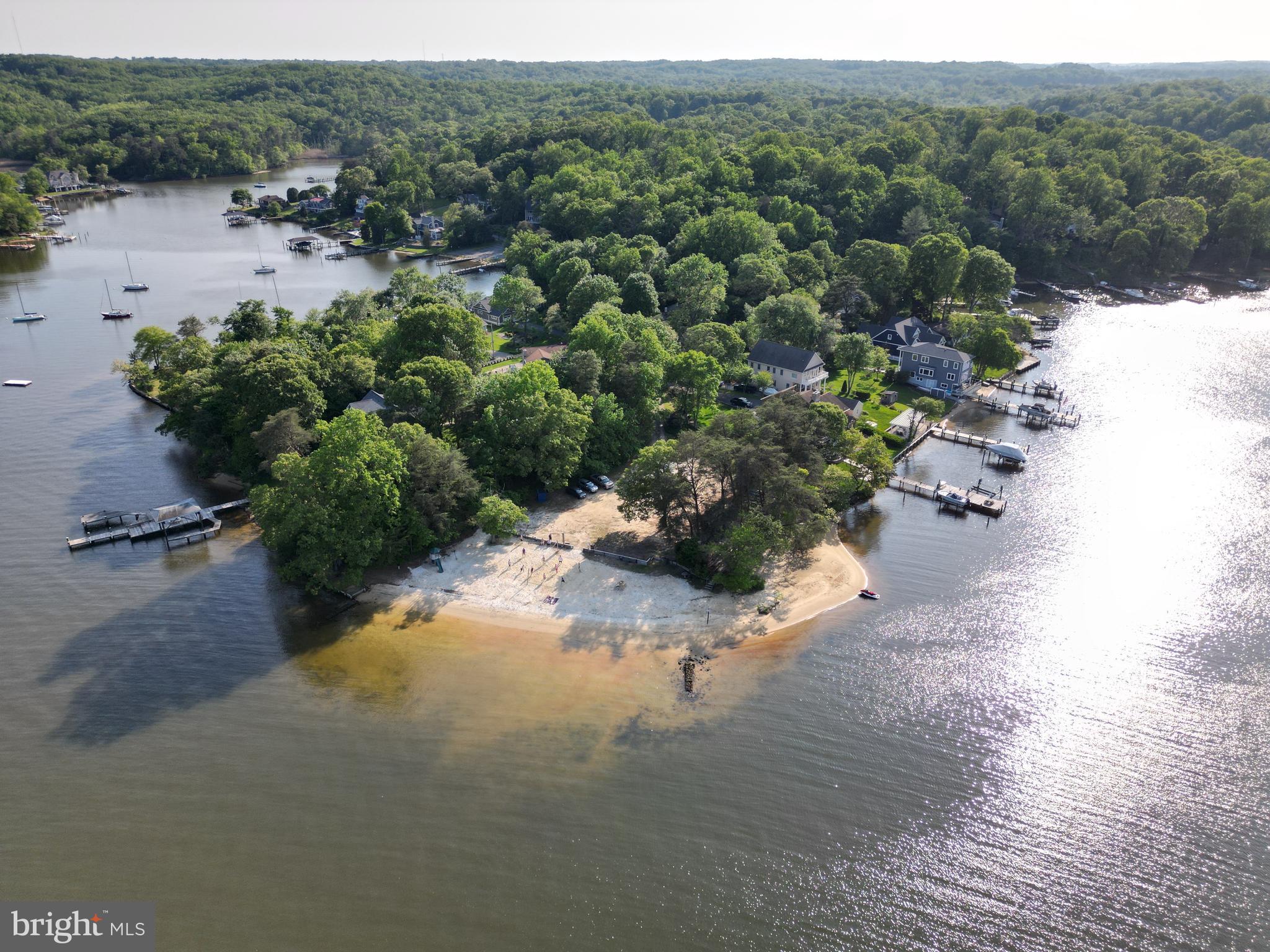 SUNRISE BEACH - Residential