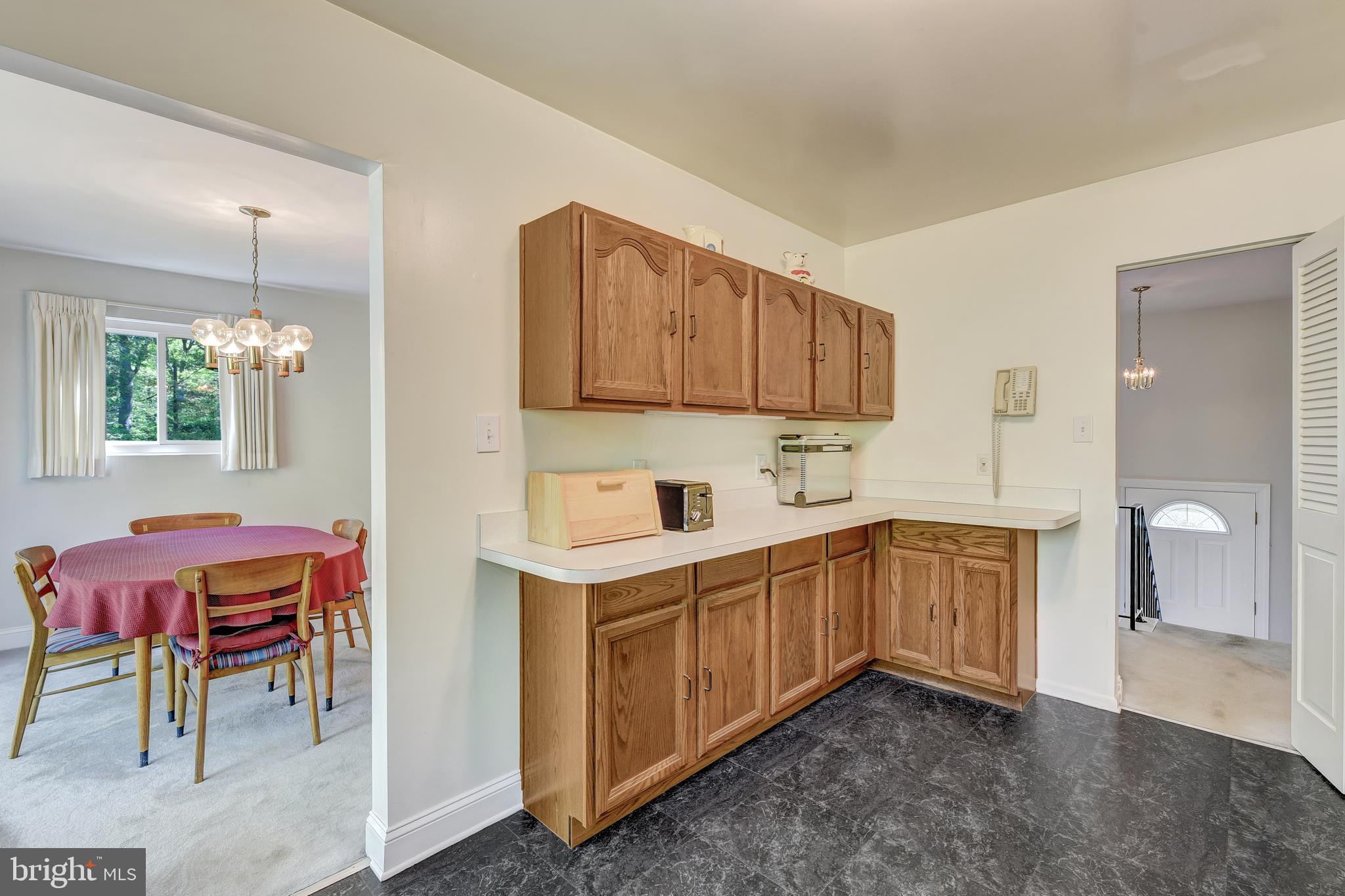 SUNRISE BEACH - Residential