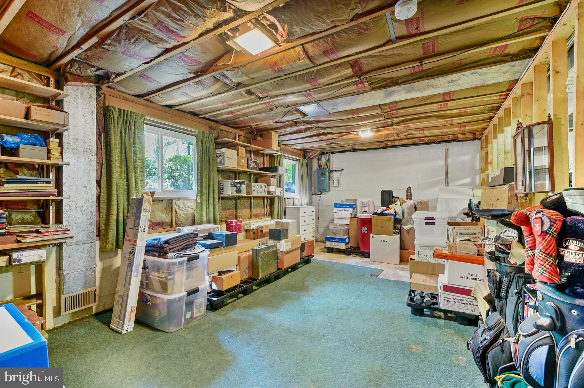 SUNRISE BEACH - Residential