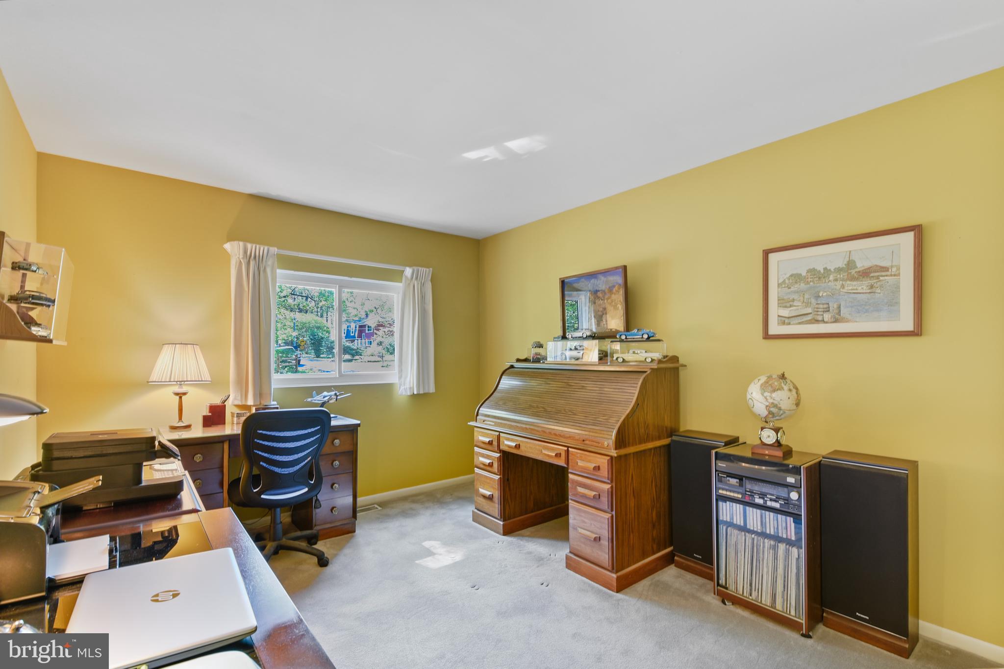 SUNRISE BEACH - Residential