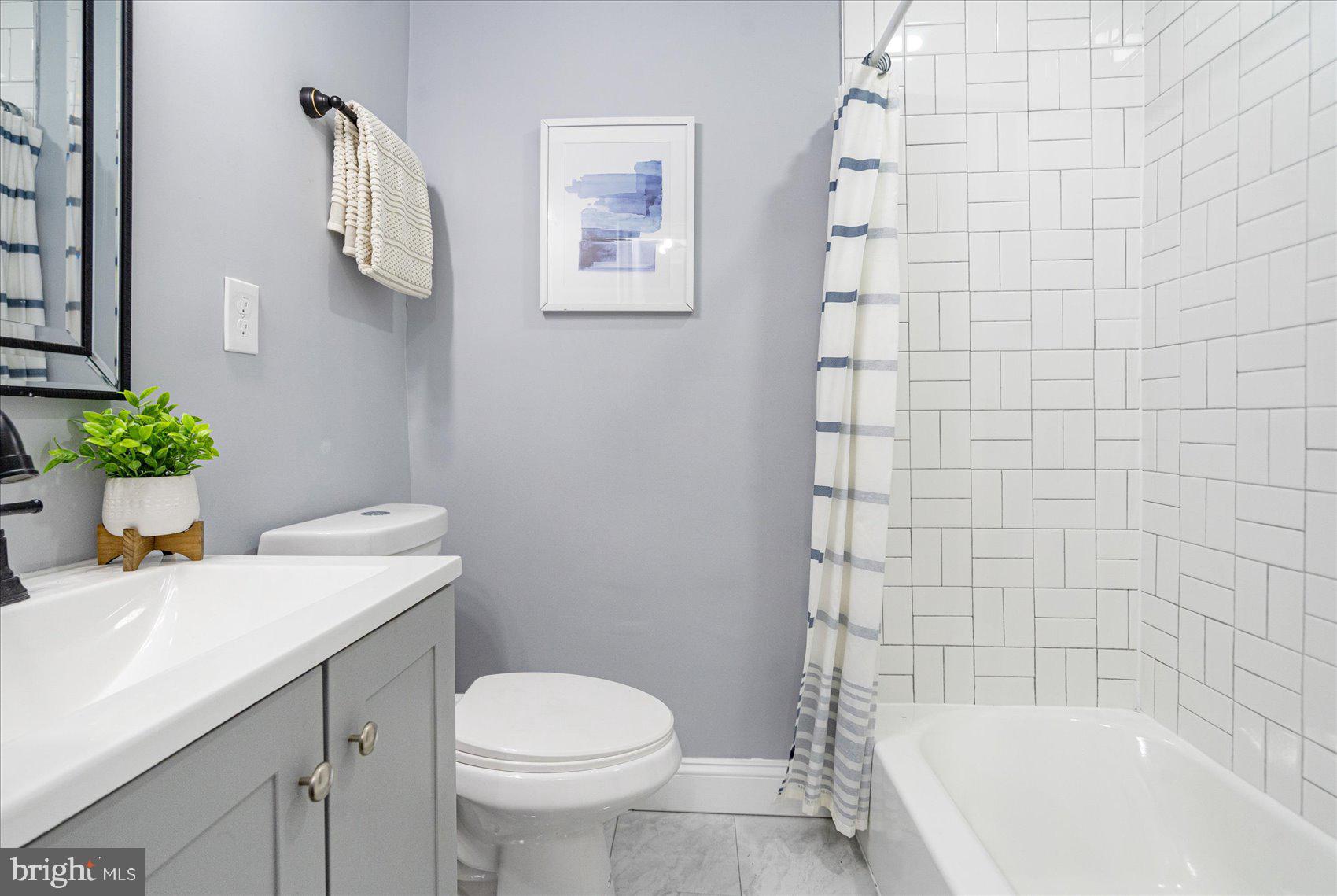 GRAY MANOR HOMES - Residential