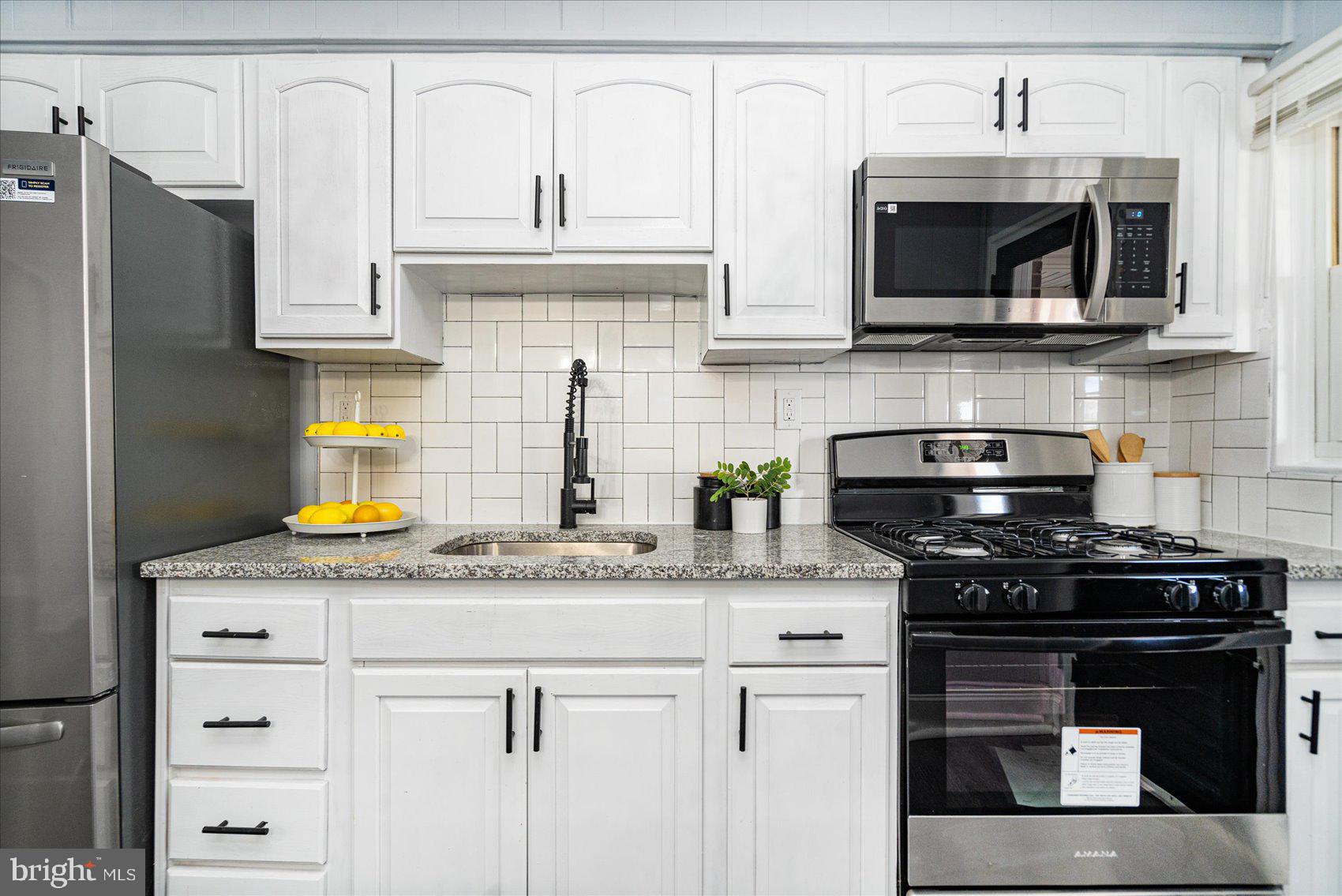 GRAY MANOR HOMES - Residential