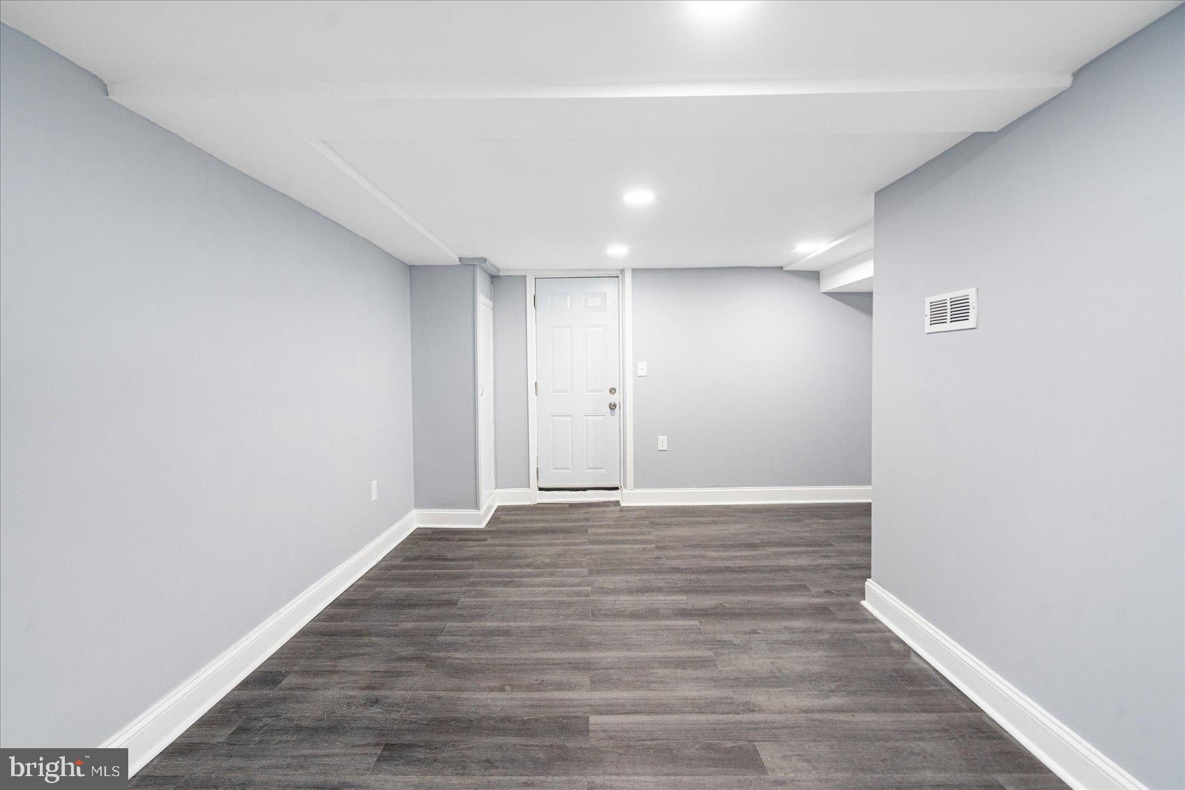 GRAY MANOR HOMES - Residential