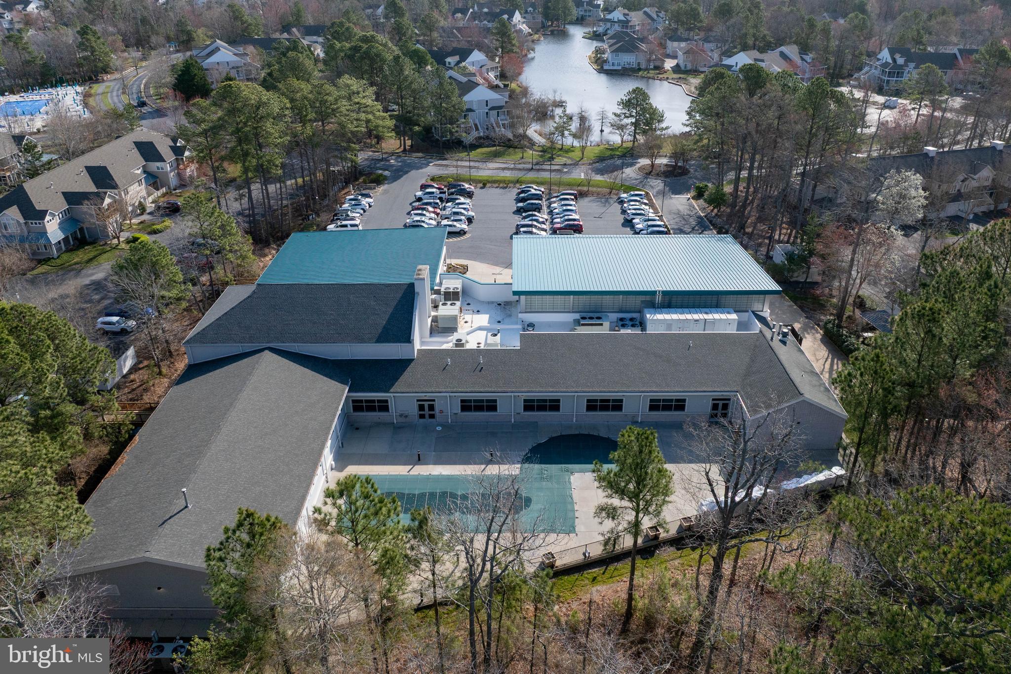 SEA COLONY EAST - Residential