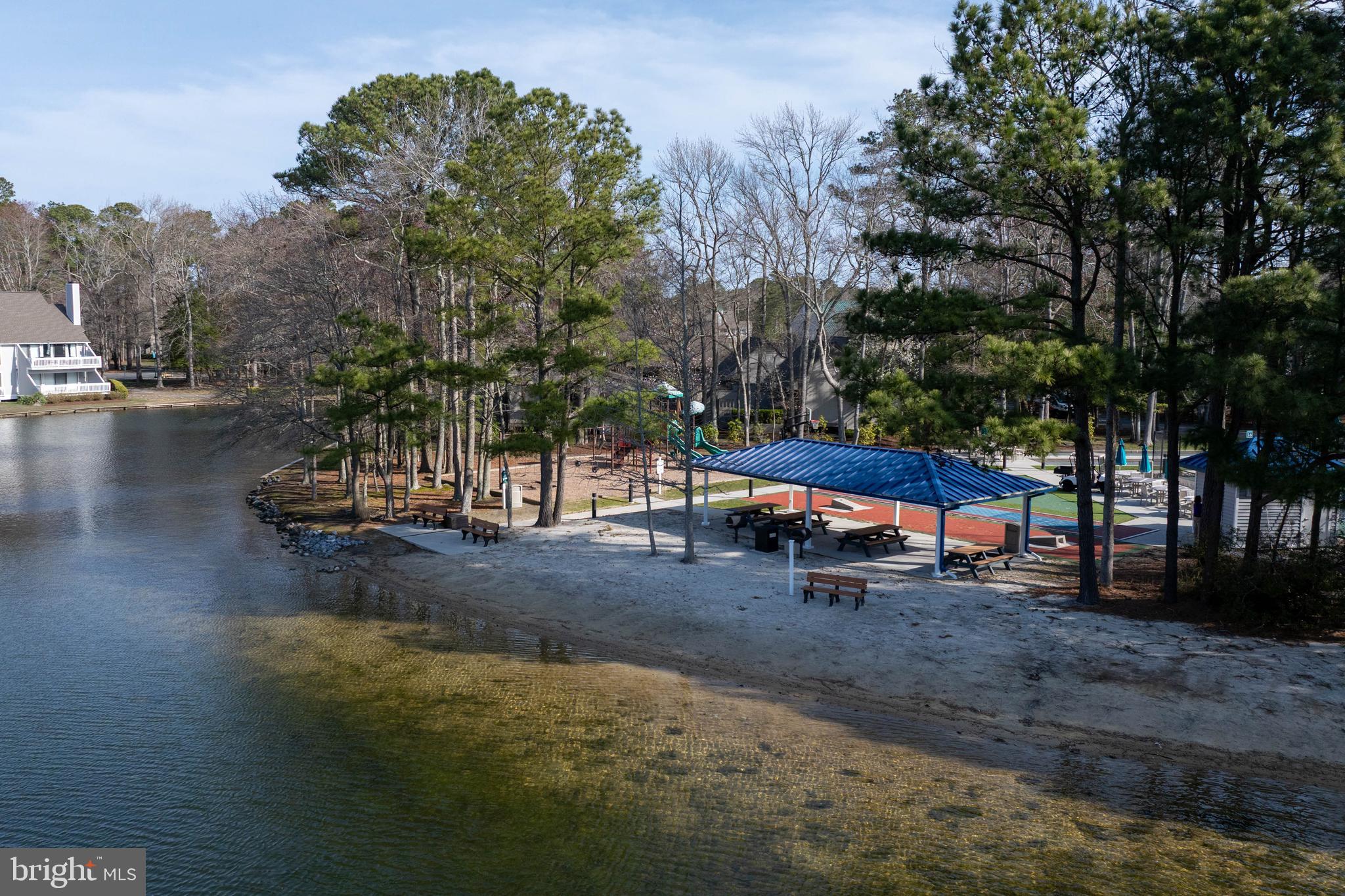 SEA COLONY EAST - Residential