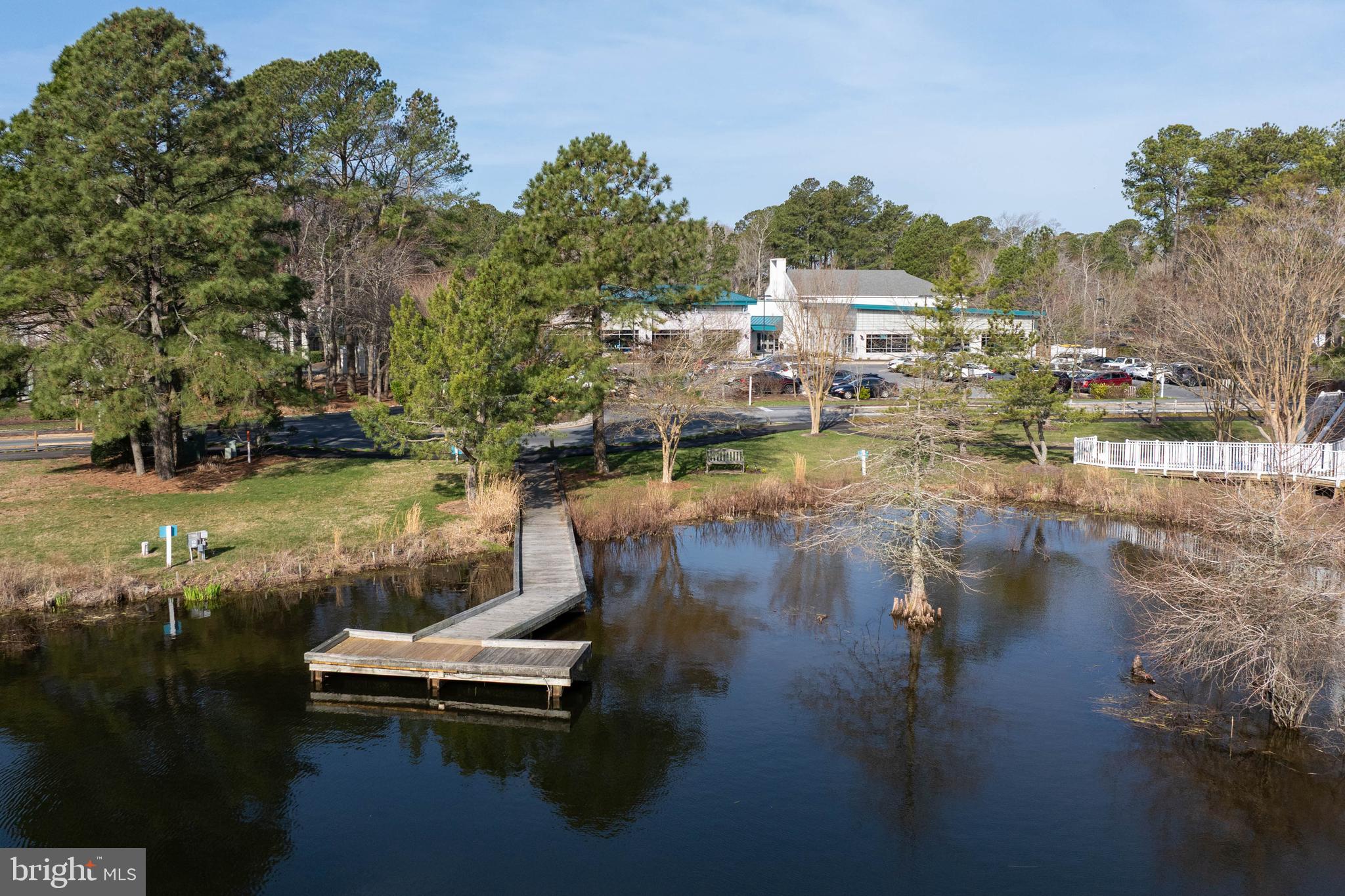 SEA COLONY EAST - Residential