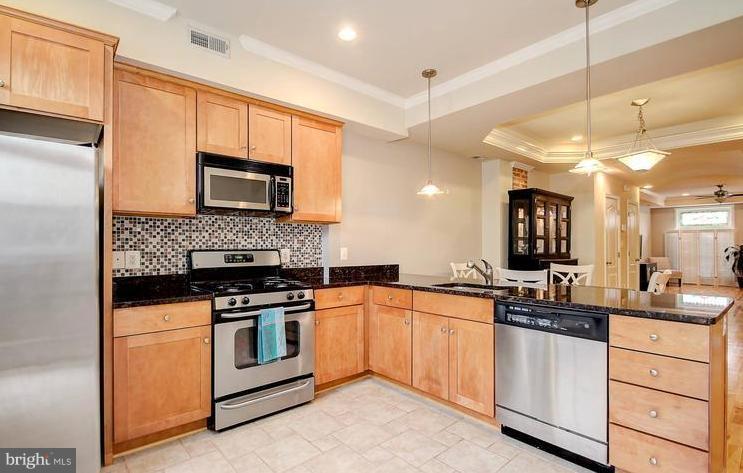 BREWERS HILL HISTORIC DISTRICT - Residential Lease