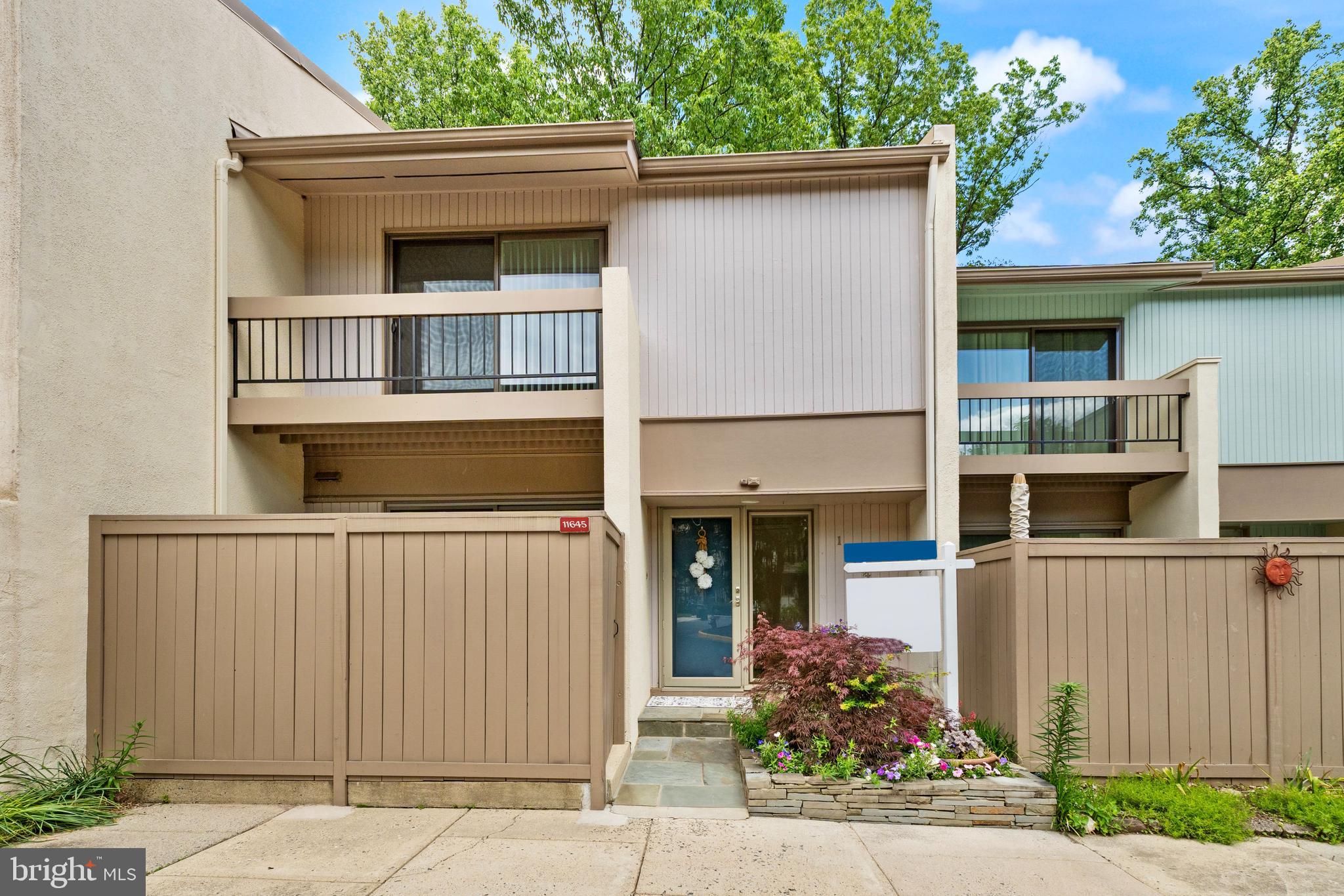 11645 NEWBRIDGE COURT