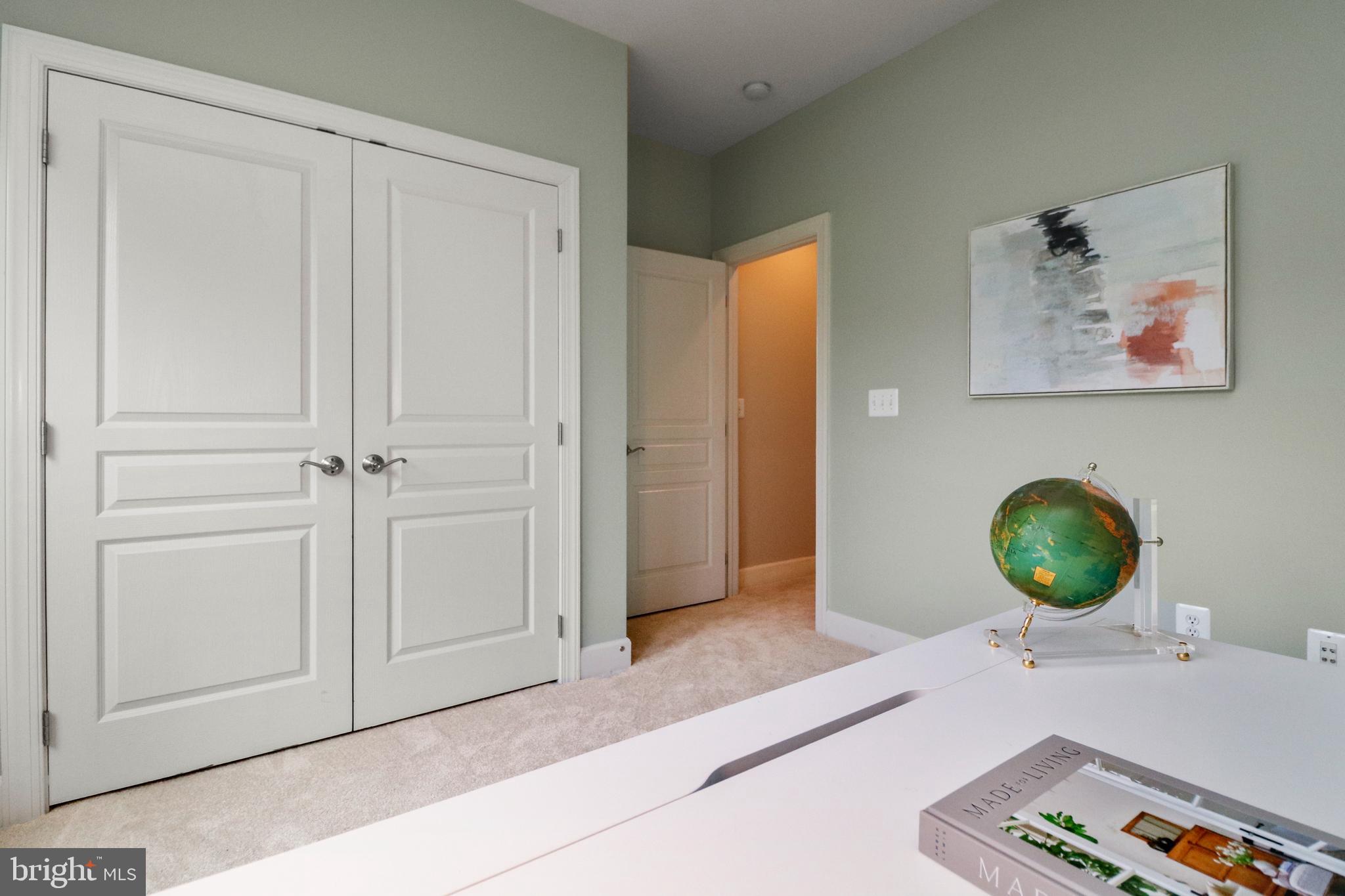 SOUTH VAN BUREN - Residential