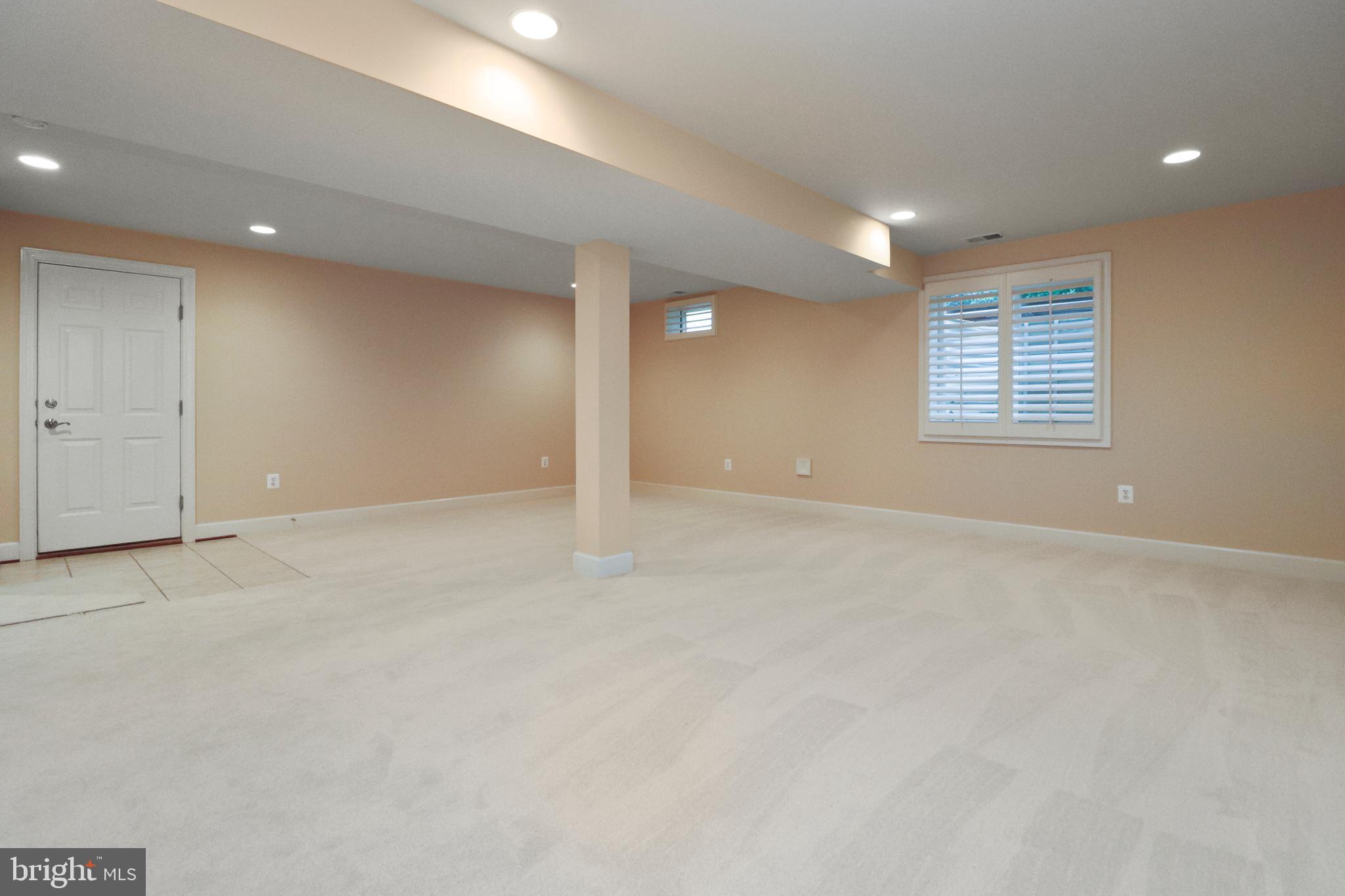 SOUTH VAN BUREN - Residential