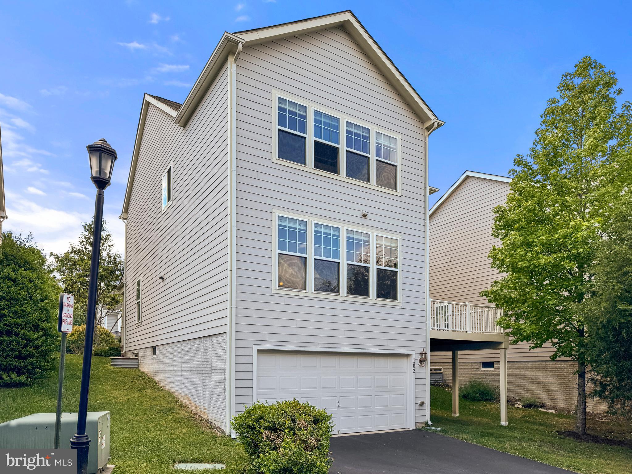 SOUTH VAN BUREN - Residential
