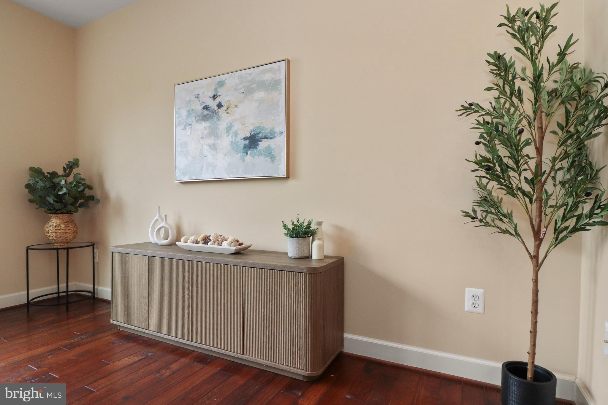 SOUTH VAN BUREN - Residential