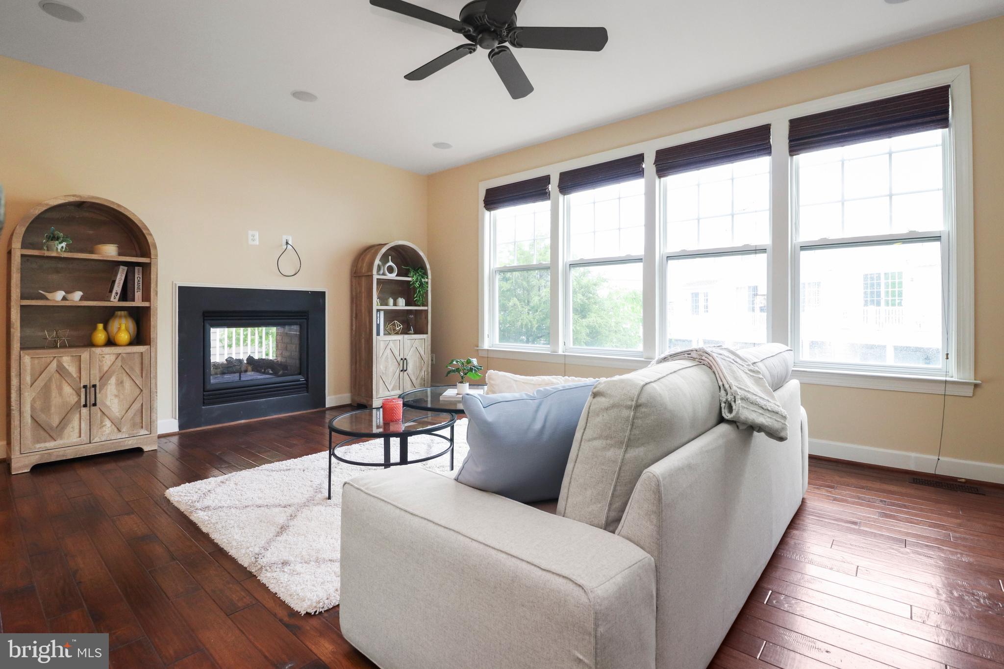 SOUTH VAN BUREN - Residential