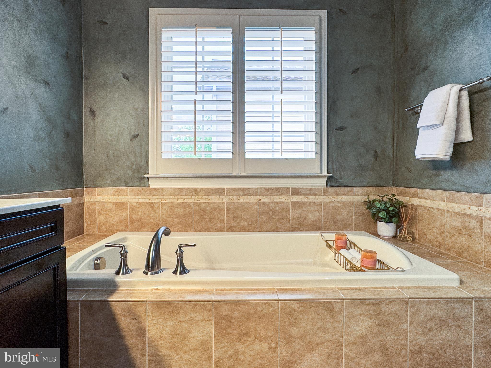 SOUTH VAN BUREN - Residential