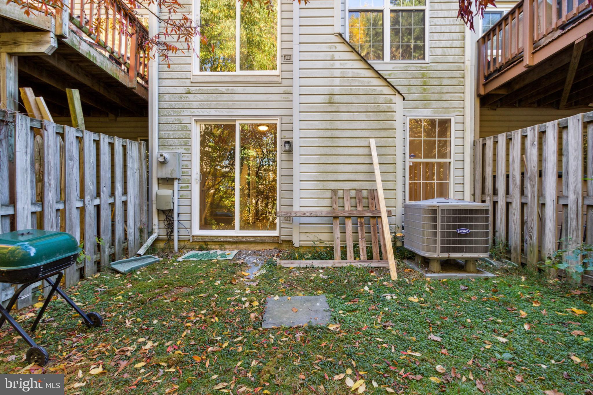 CAROLYN FOREST - Residential