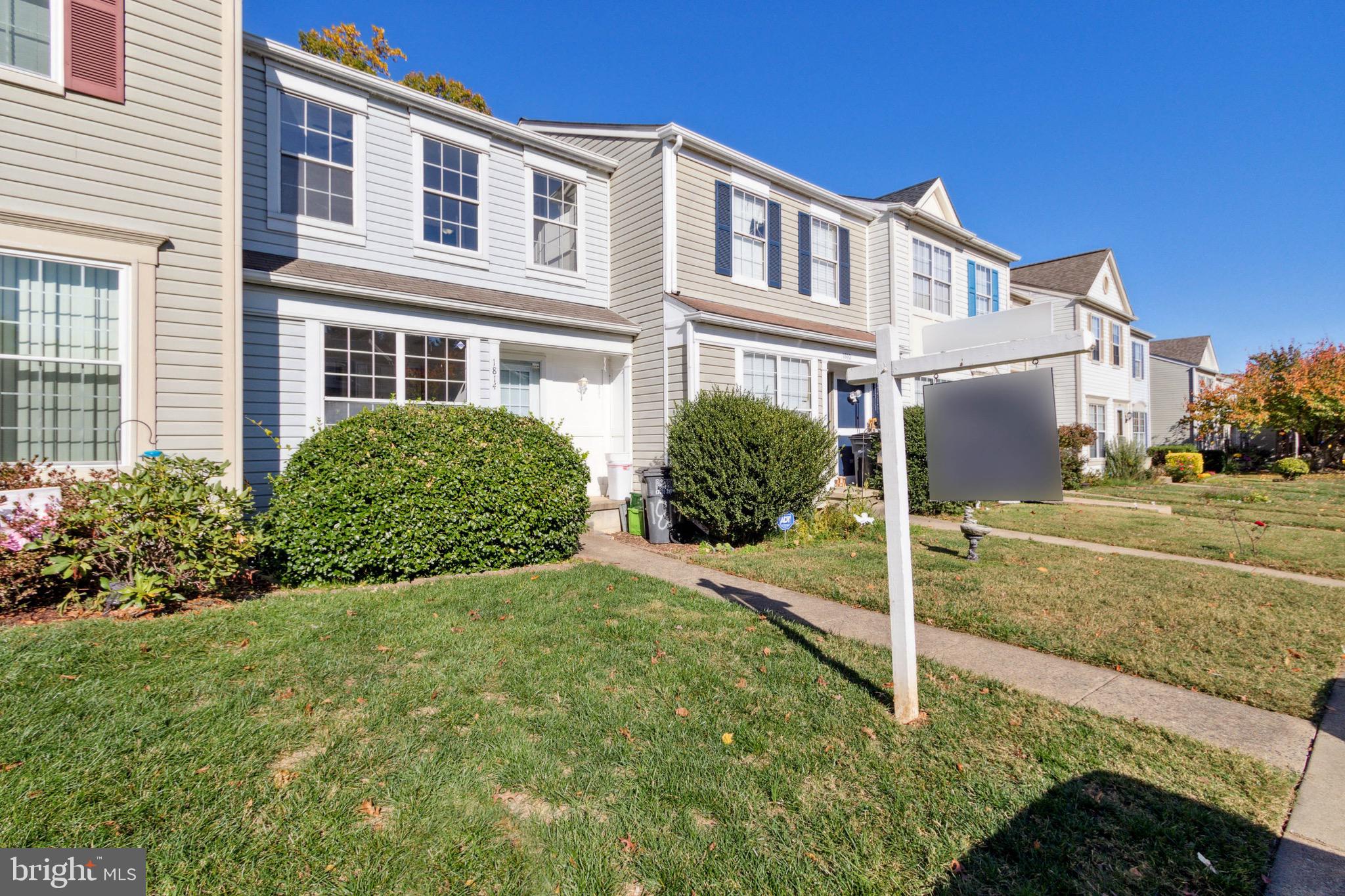 CAROLYN FOREST - Residential