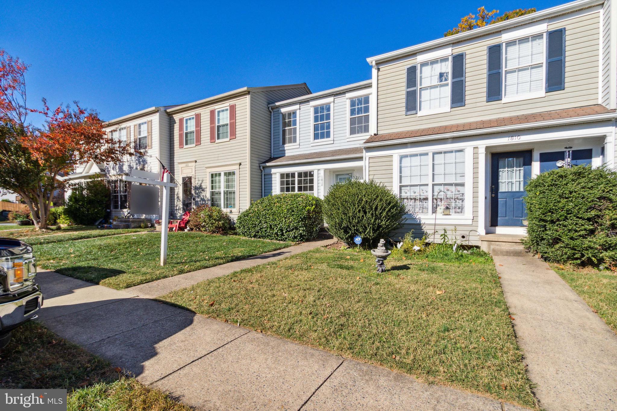 CAROLYN FOREST - Residential