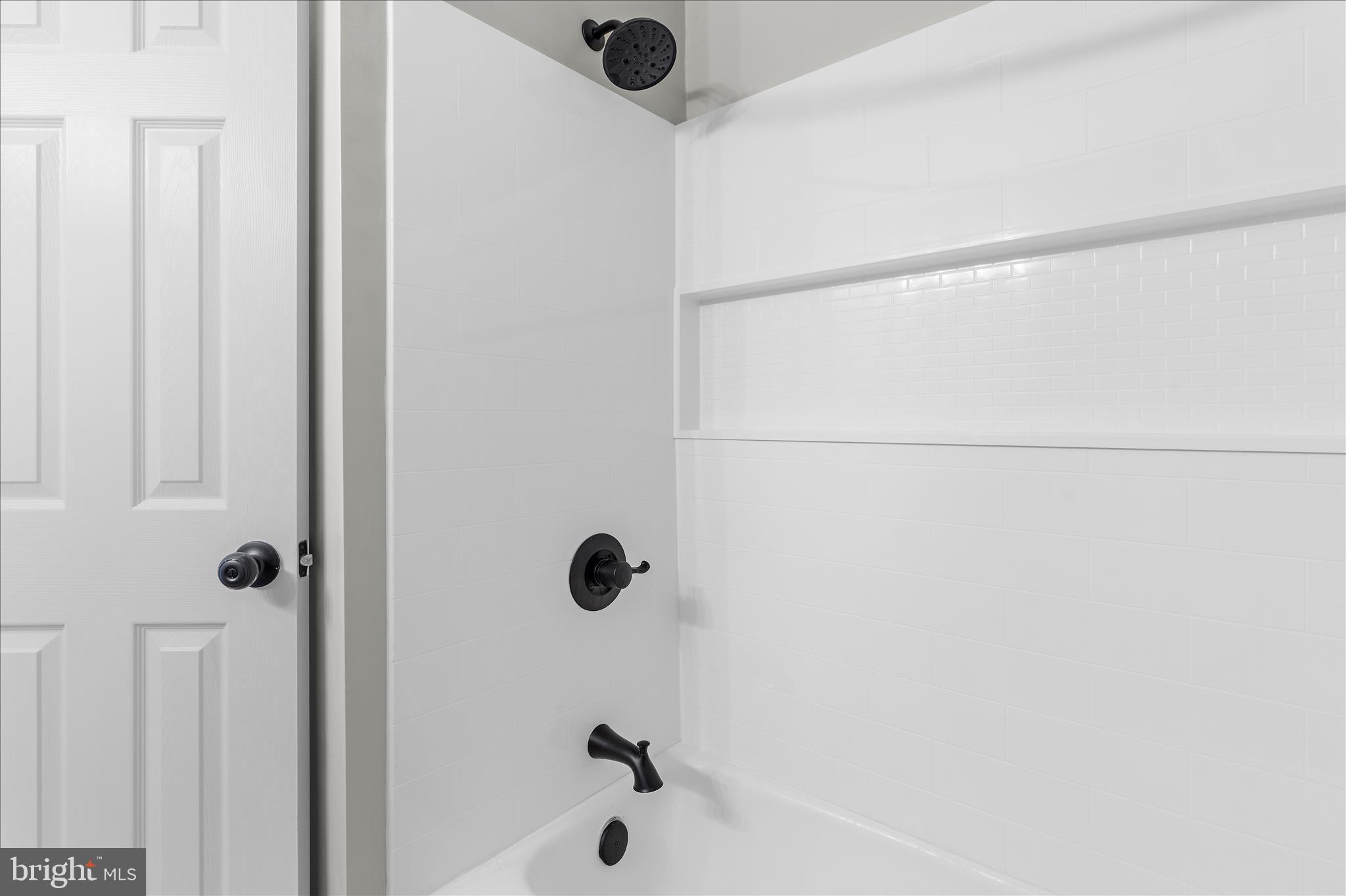 RIVA FARMS - Residential