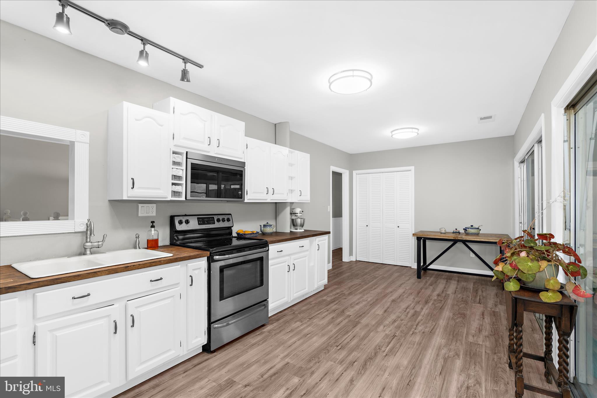 RIVA FARMS - Residential