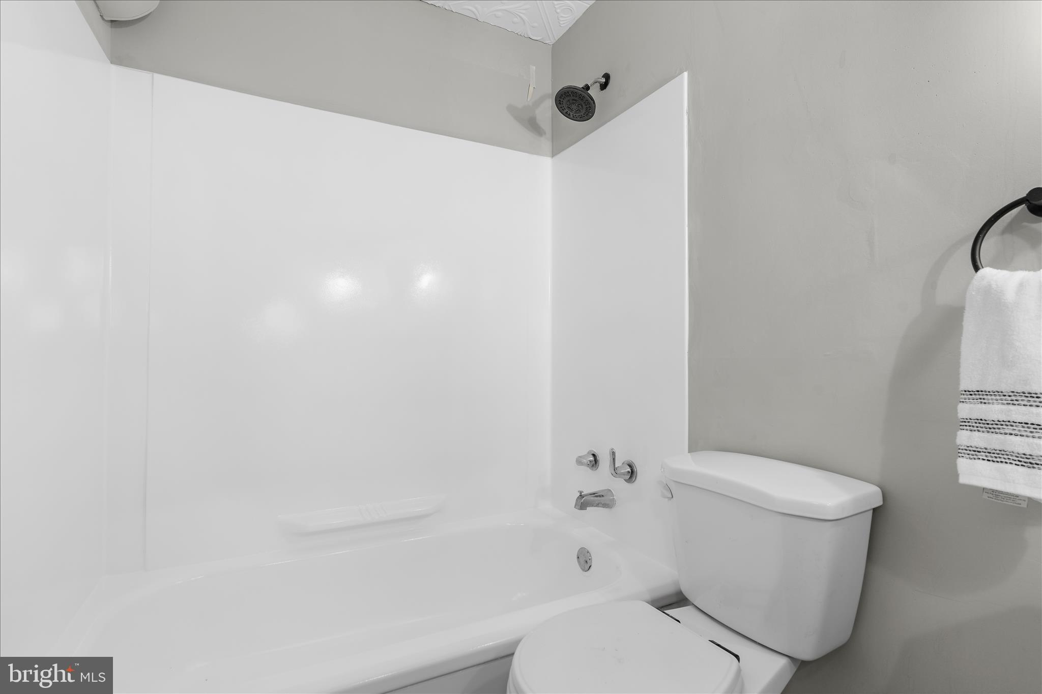 RIVA FARMS - Residential