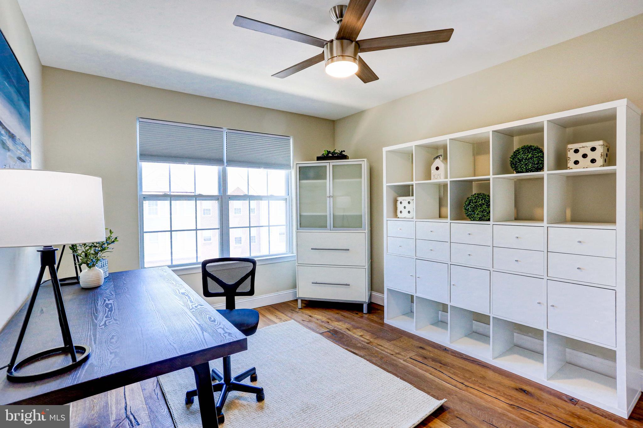 VILL AT COUNTRY VIEW - Residential