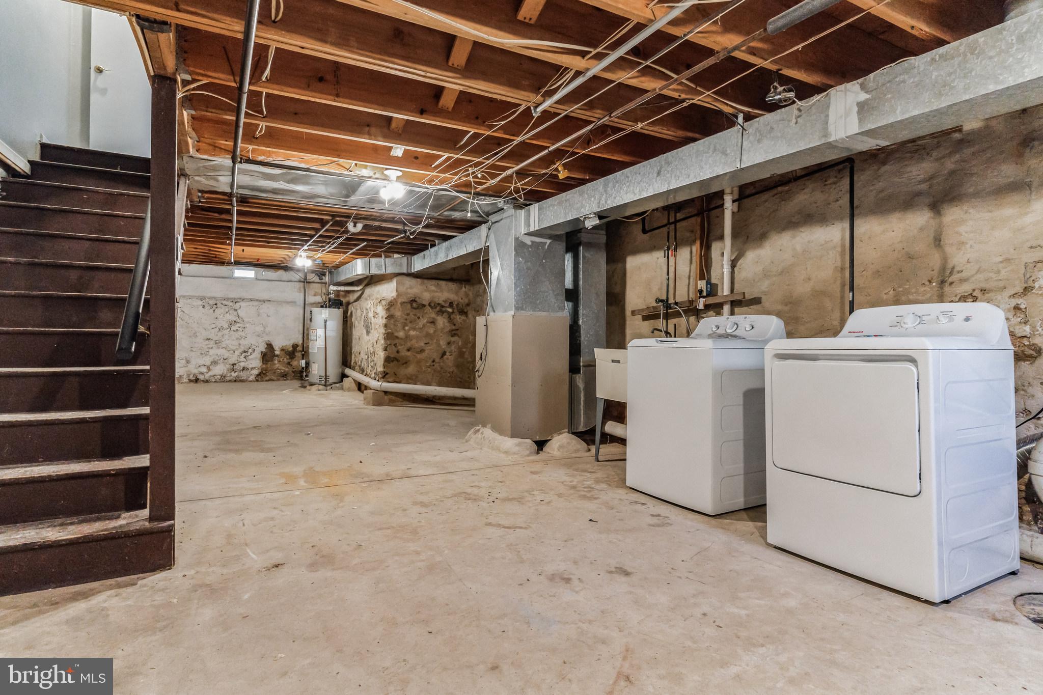 GRADUATE HOSPITAL - Residential Lease